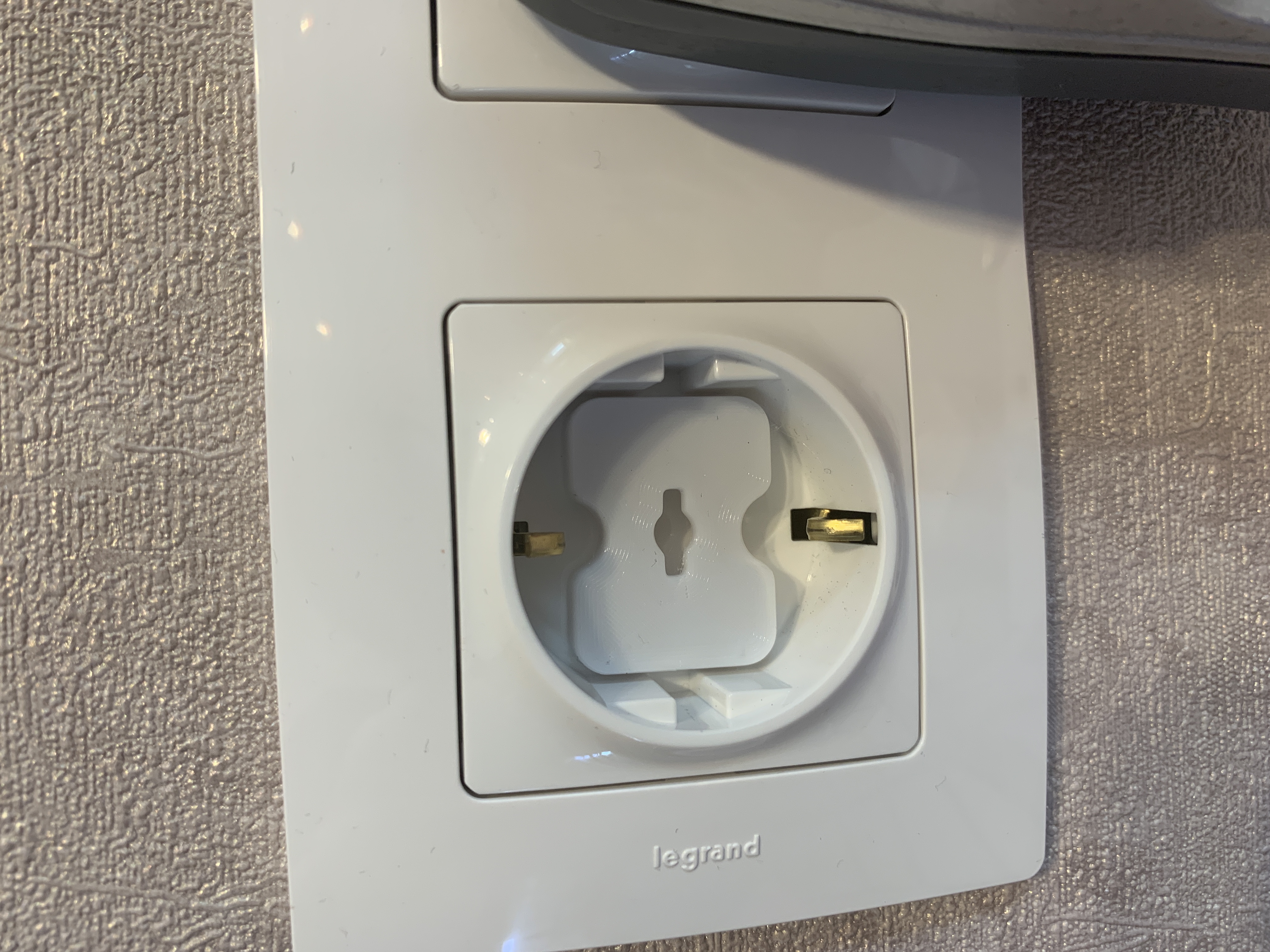 Bir ağ çıkışının ağı (Plastik Aparattır!!!)