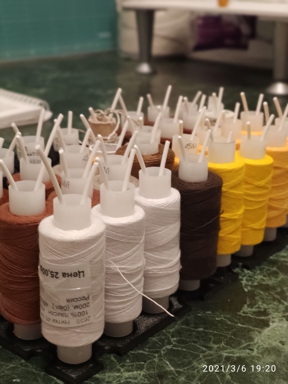 Farklı dikiş için modüler depolama sistemi (Plastik Aparattır!!!)
