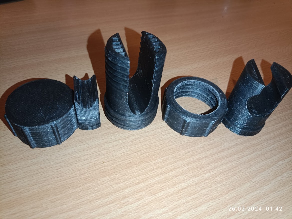 Oval borunun altında Liker Tutucu Duş (Plastik Aparattır!!!)