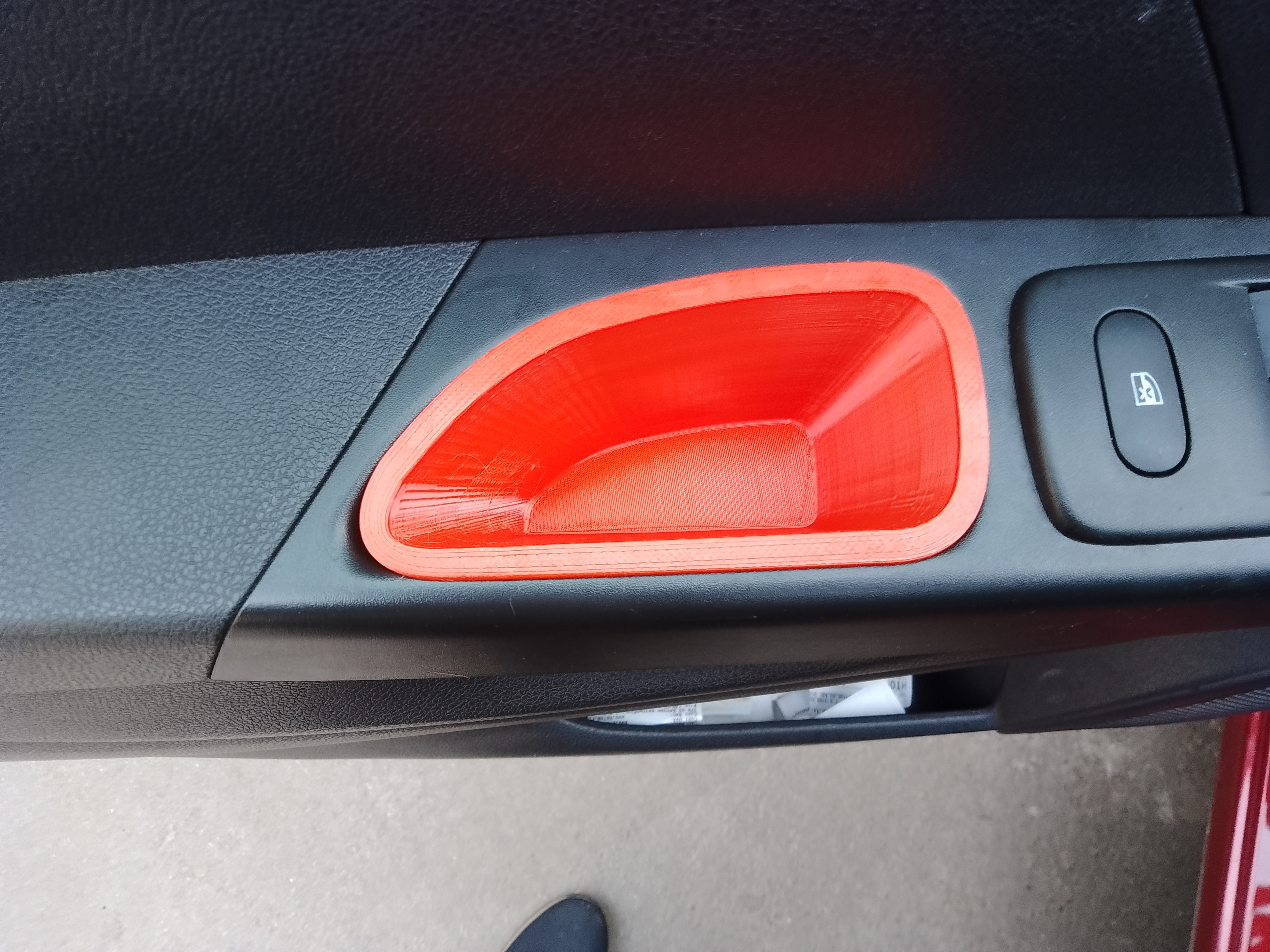 Ön kapının kol dayamasının (kaplatma) Renault Kaptur, Renault Capteur (Plastik Aparattır!!!)