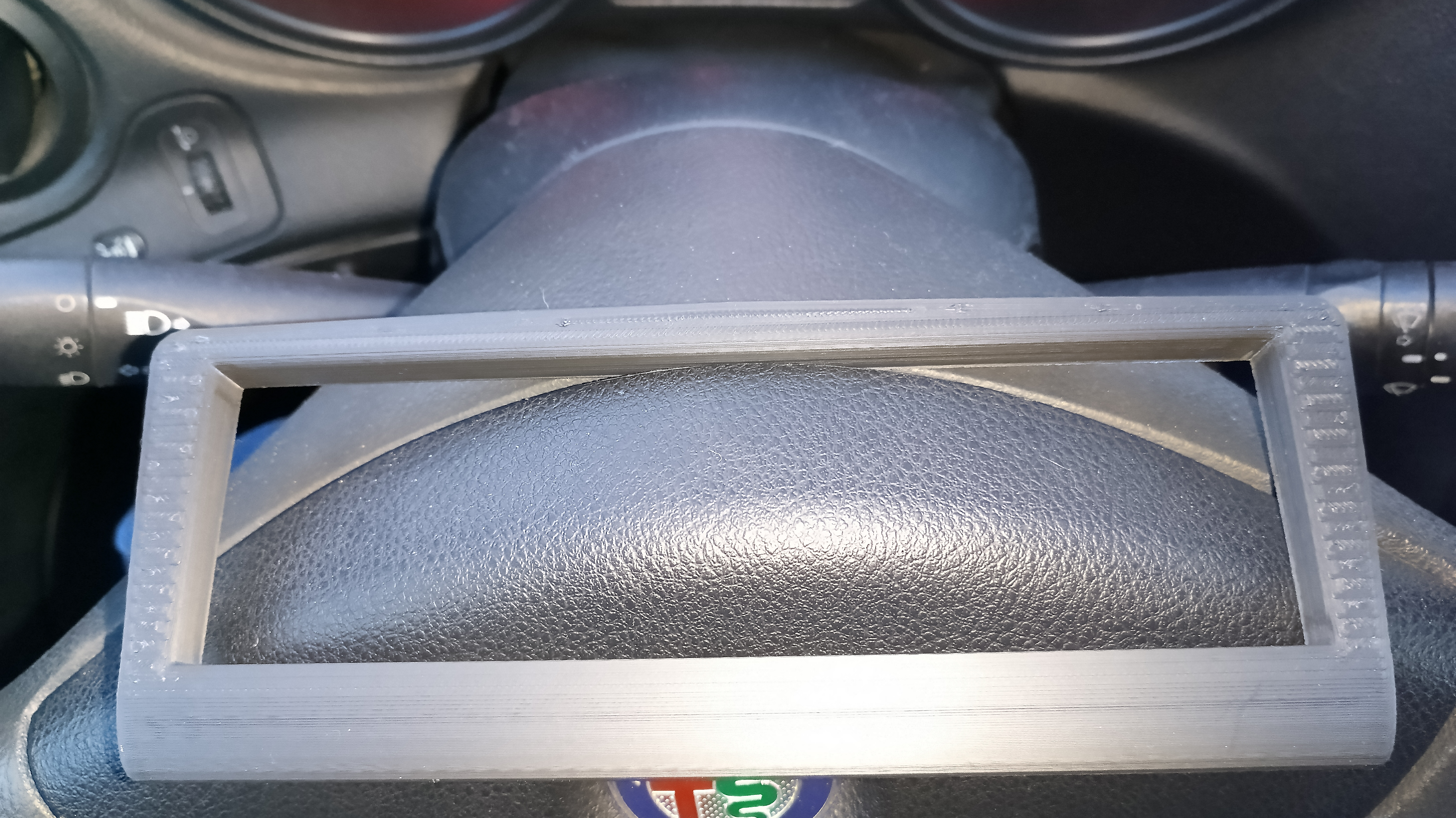 1din için Alfa Romeo 156 çerçeve (Plastik Aparattır!!!)