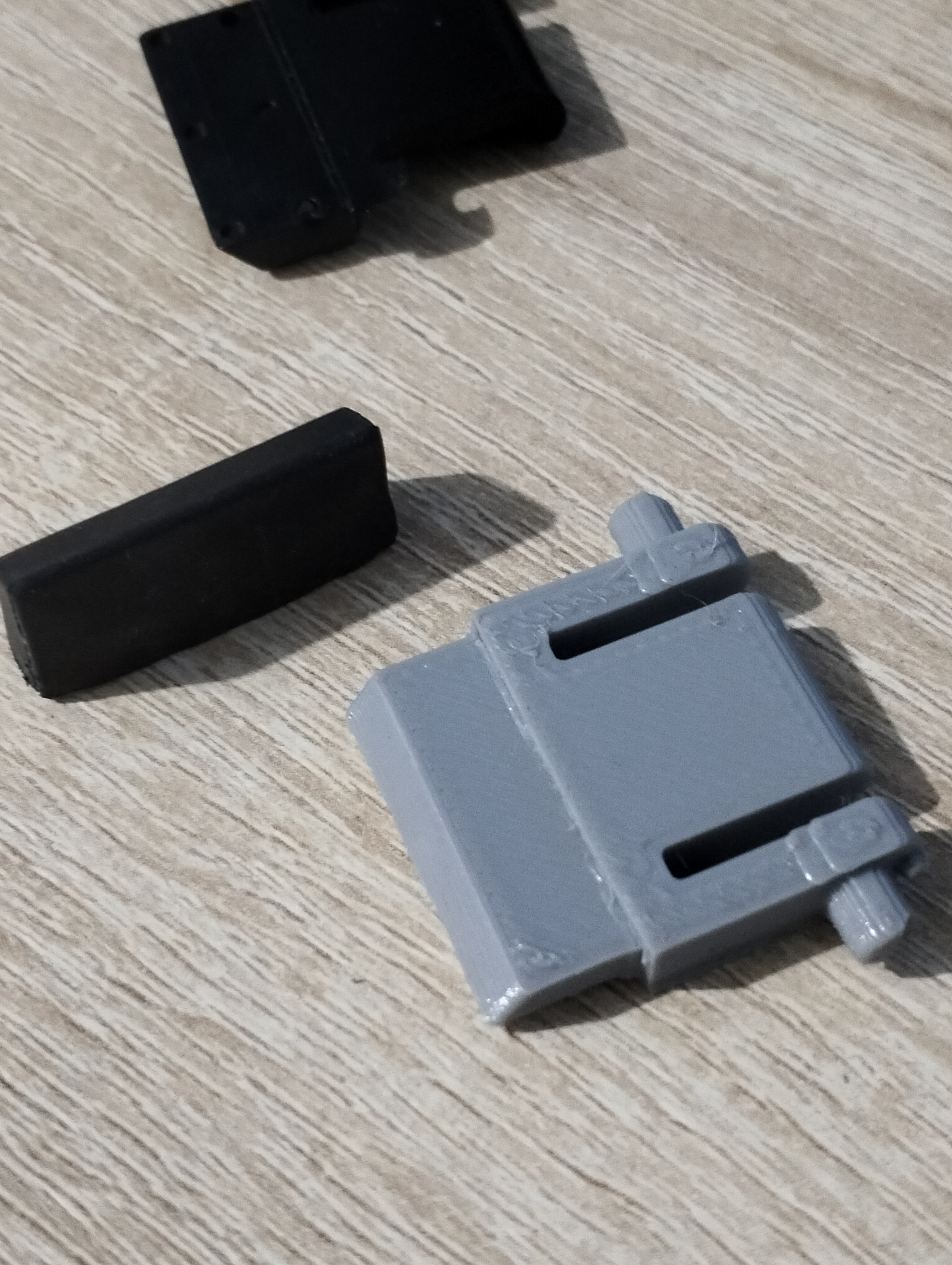 Roccat Isku FX Klavye (Plastik Aparattır!!!)