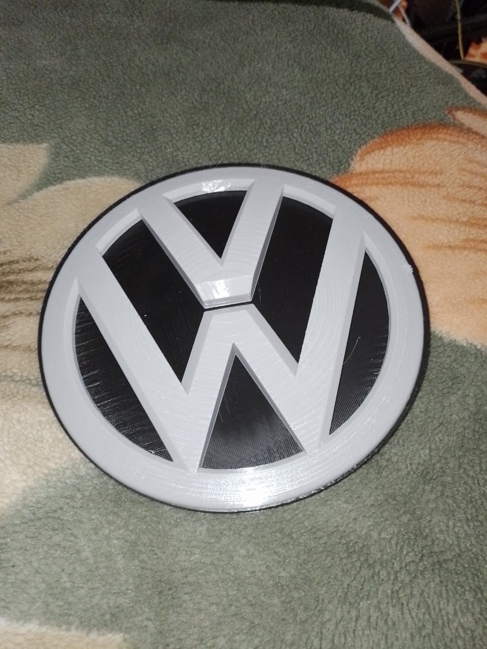 VW Amarok Logosu (Plastik Aparattır!!!)