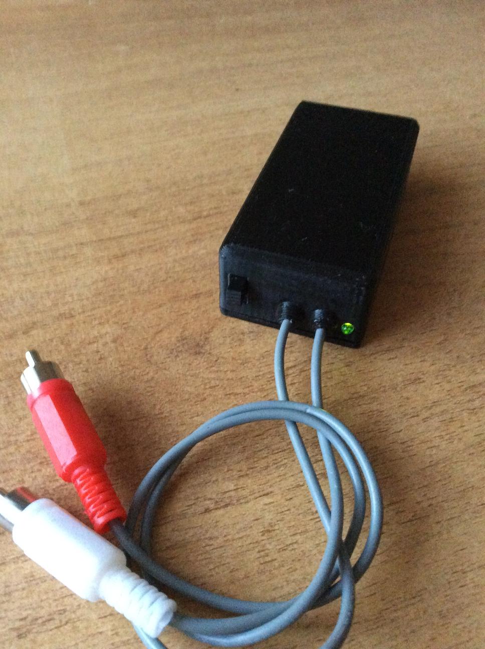 taşınabilir Bluetooth modülünün gövdesi BK8000L ve bir çift 18650 pil (Plastik Aparattır!!!)