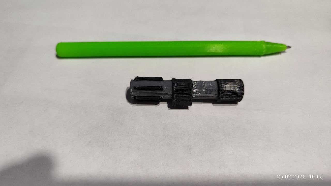 Darth Vader'ın Hafif Kılıç şeklinde BallPress (Plastik Aparattır!!!)