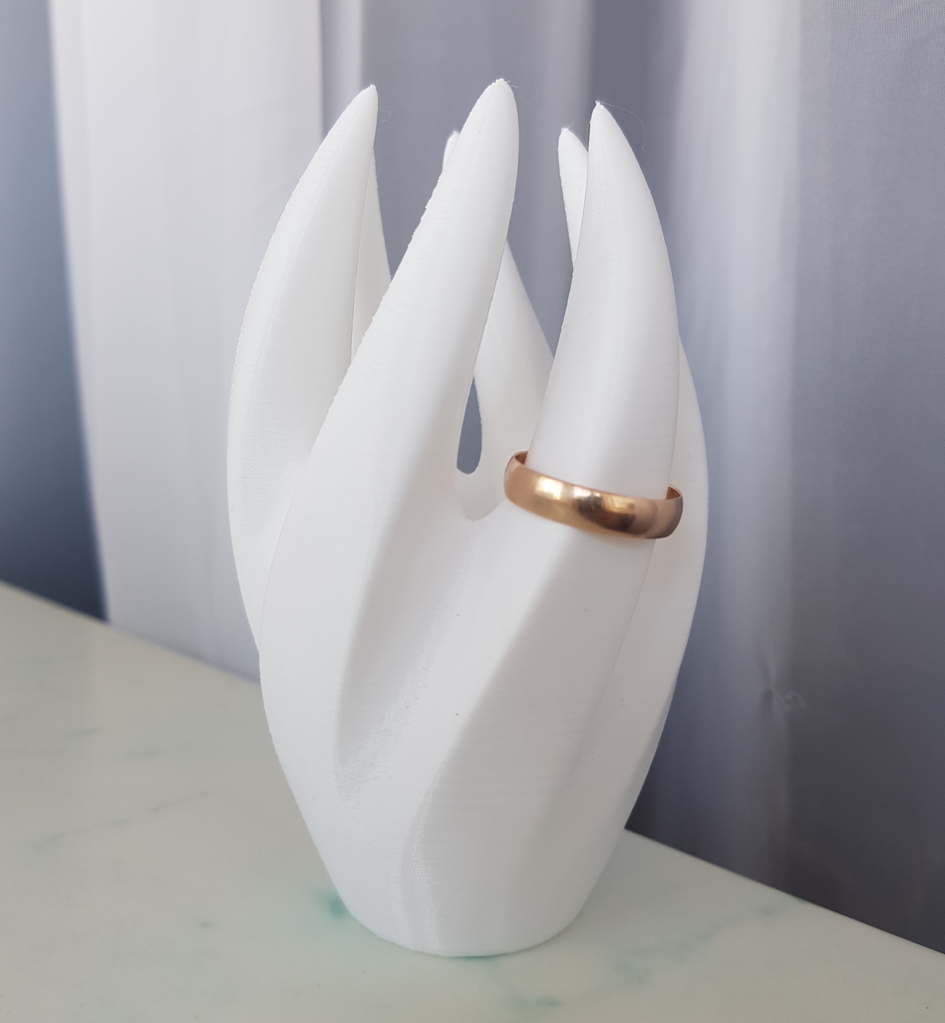 Yüzükler için tutucu (Plastik Aparattır!!!)