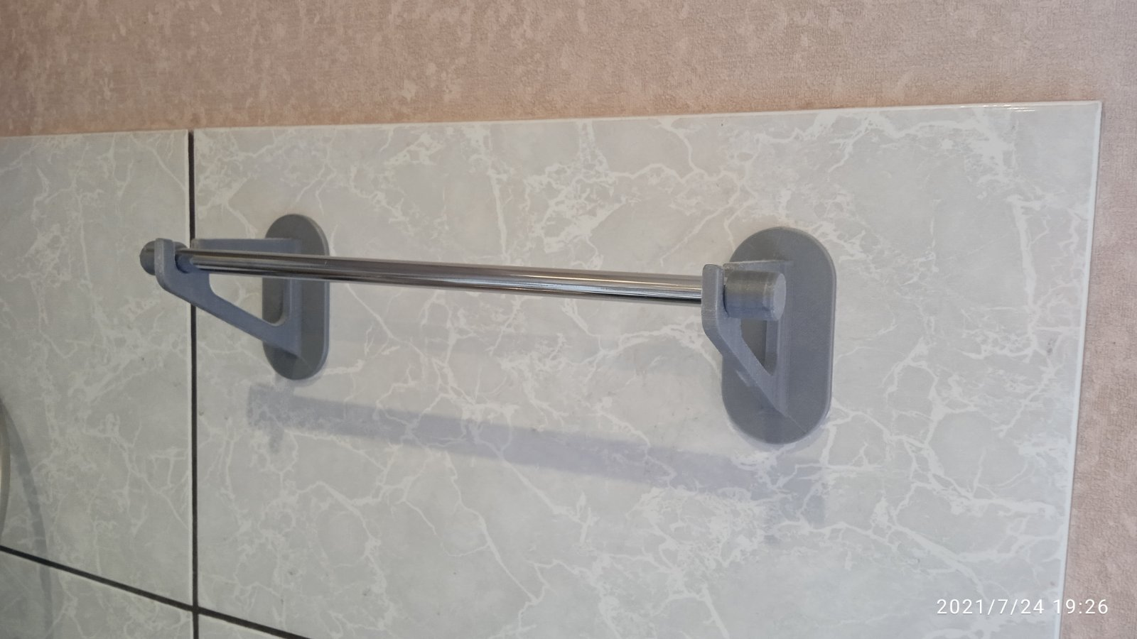 Kağıt havlulara aykırı (Plastik Aparattır!!!)