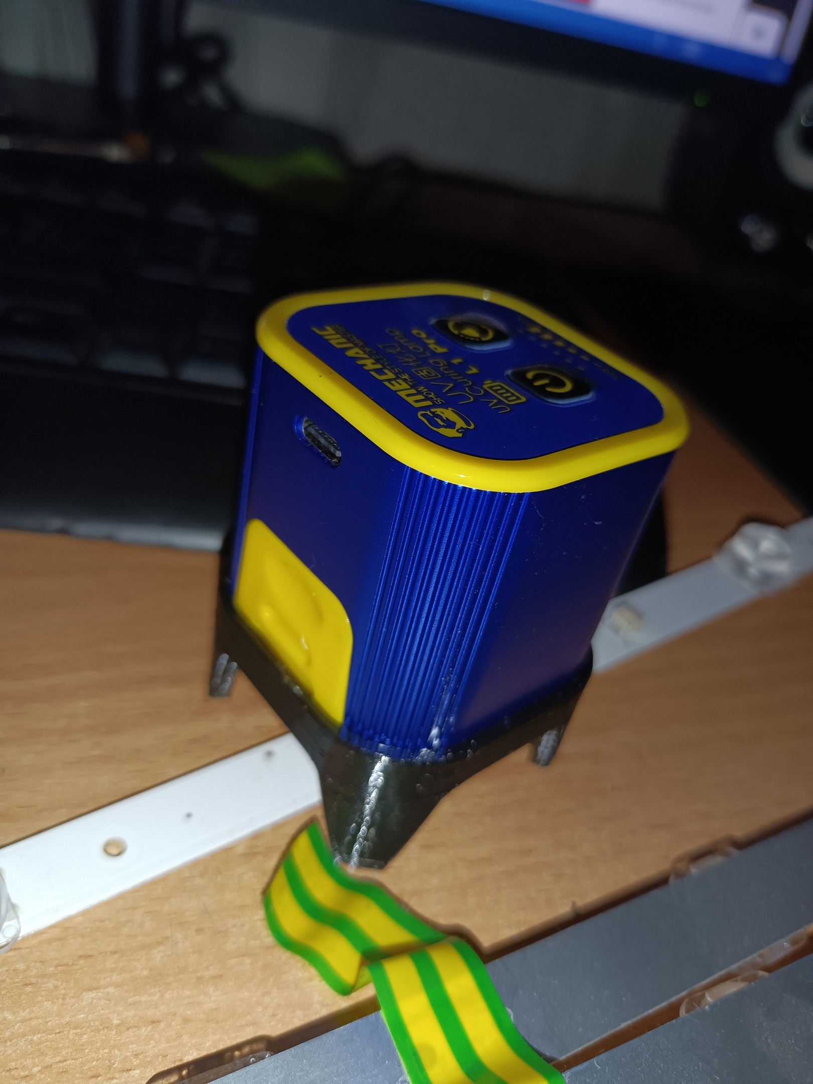 UV El Flashlight Mekanik UV kurma lambası için uzanan bacakların döşenmesi (Plastik Aparattır!!!)