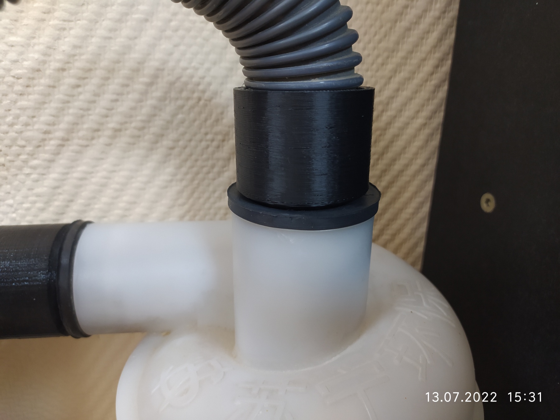 Elektrikli süpürge hortumunun adaptörü (Plastik Aparattır!!!)