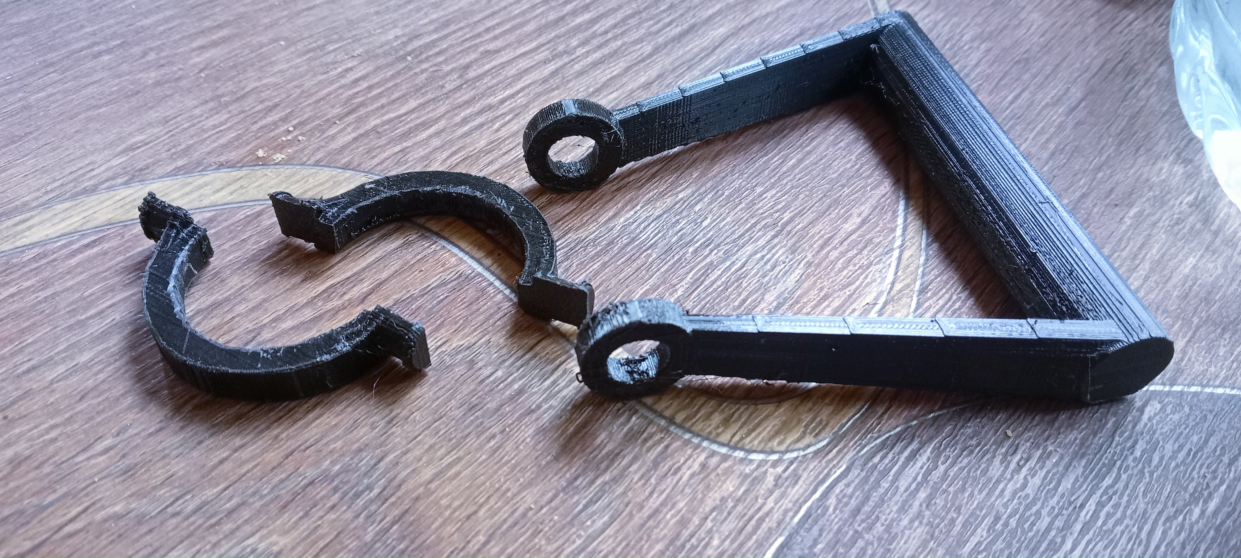 5 litre bir şişe için ağrı (Plastik Aparattır!!!) 5 litre bir şişe için ağrı (Plastik Aparattır!!!)