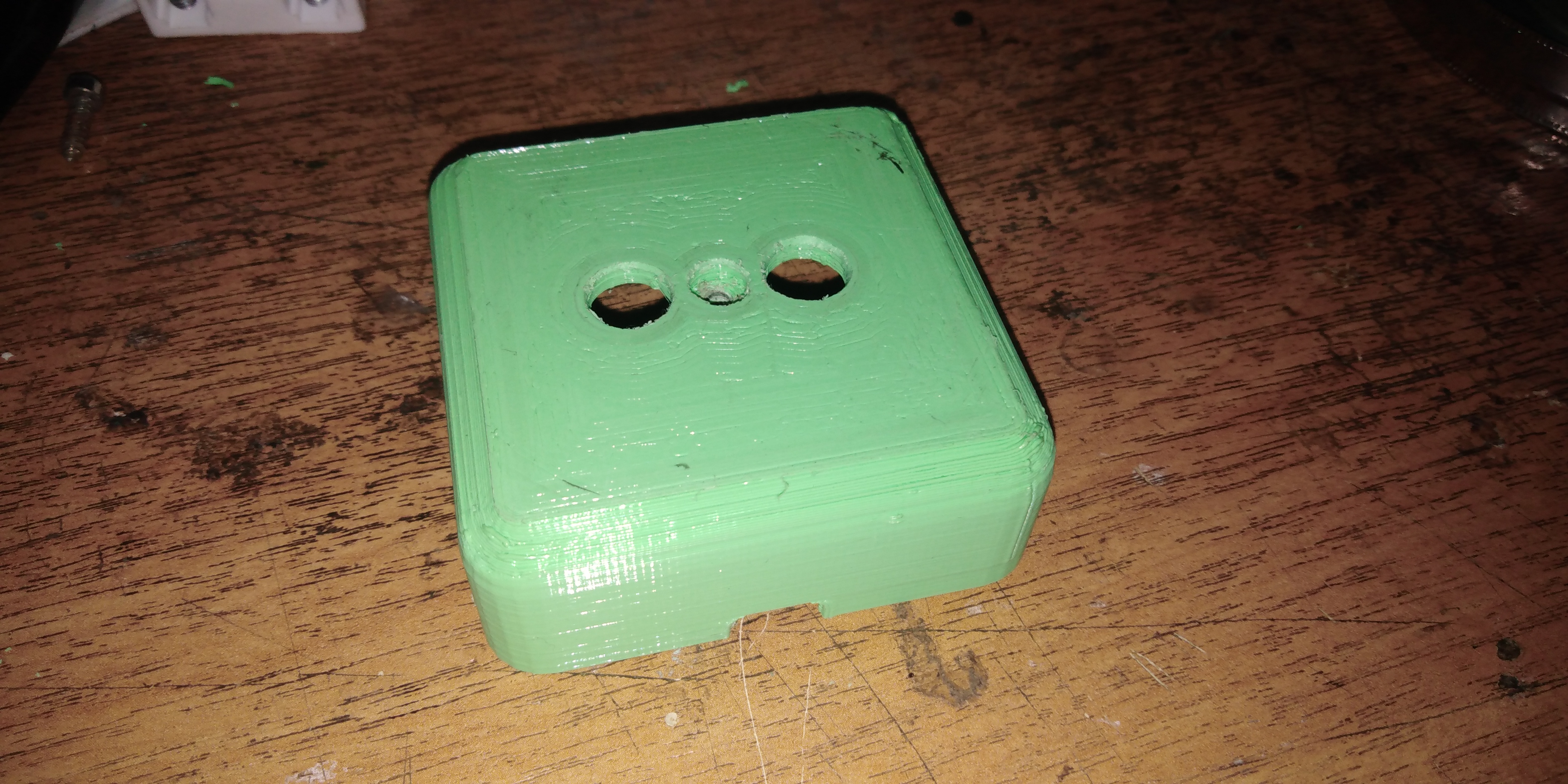 kapak soketi 220 volt iki seçenek (Plastik Aparattır!!!)