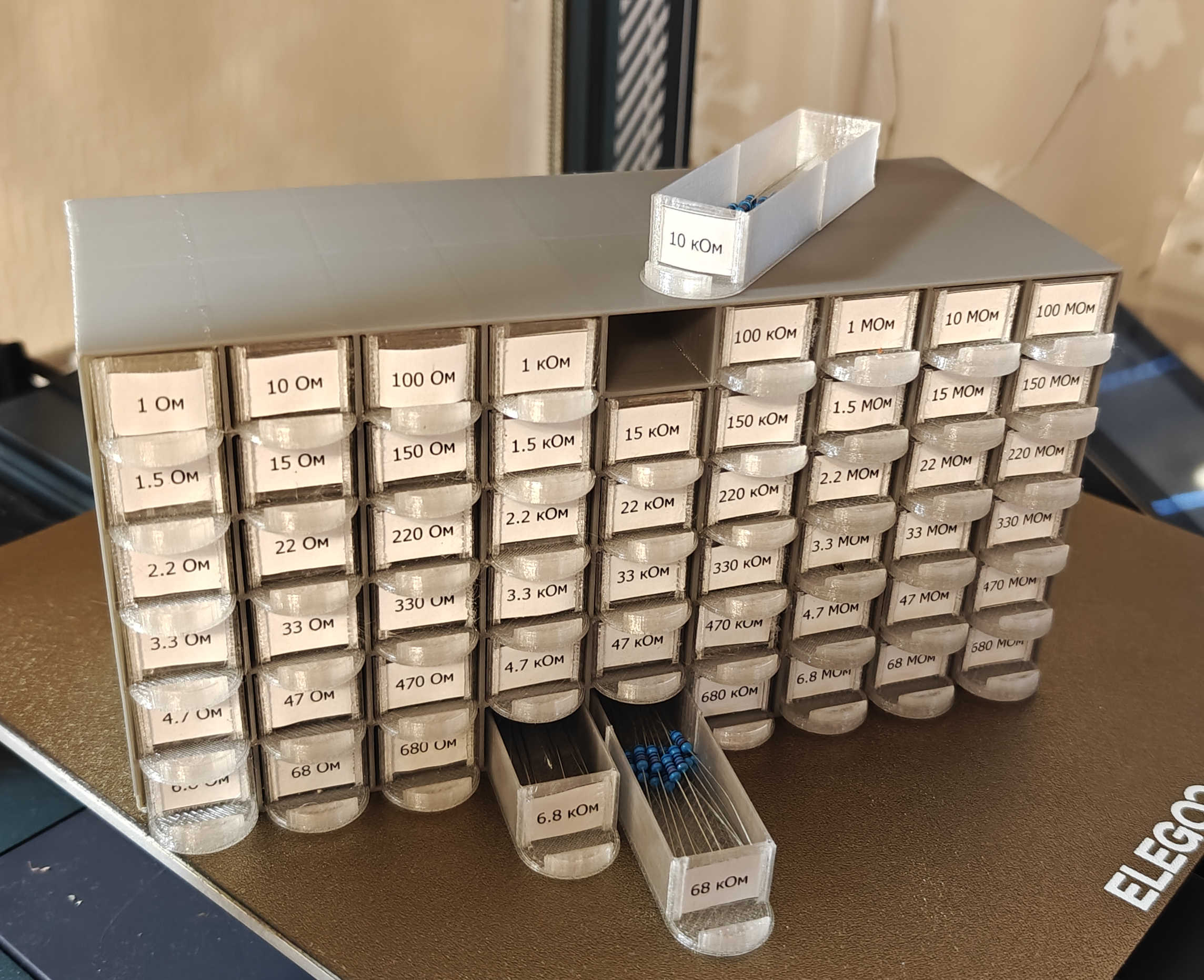 Başka bir direnç depolama sistemi (Plastik Aparattır!!!)