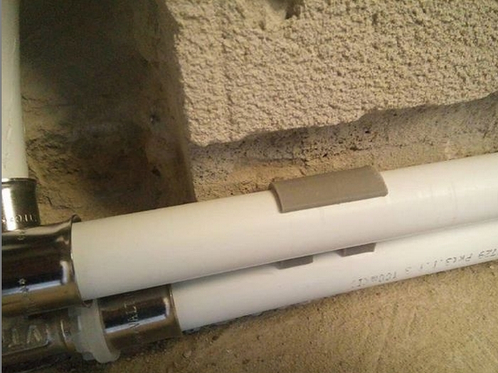 20 metal-plastik boru için klips (Plastik Aparattır!!!)