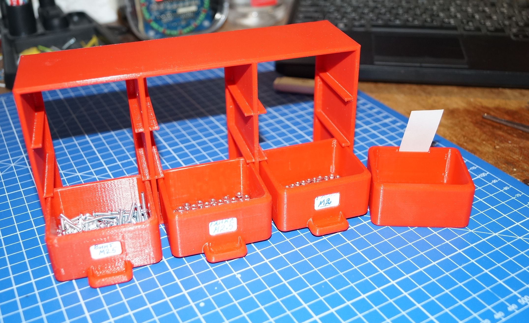 Vida düzenleyici (Plastik Aparattır!!!)