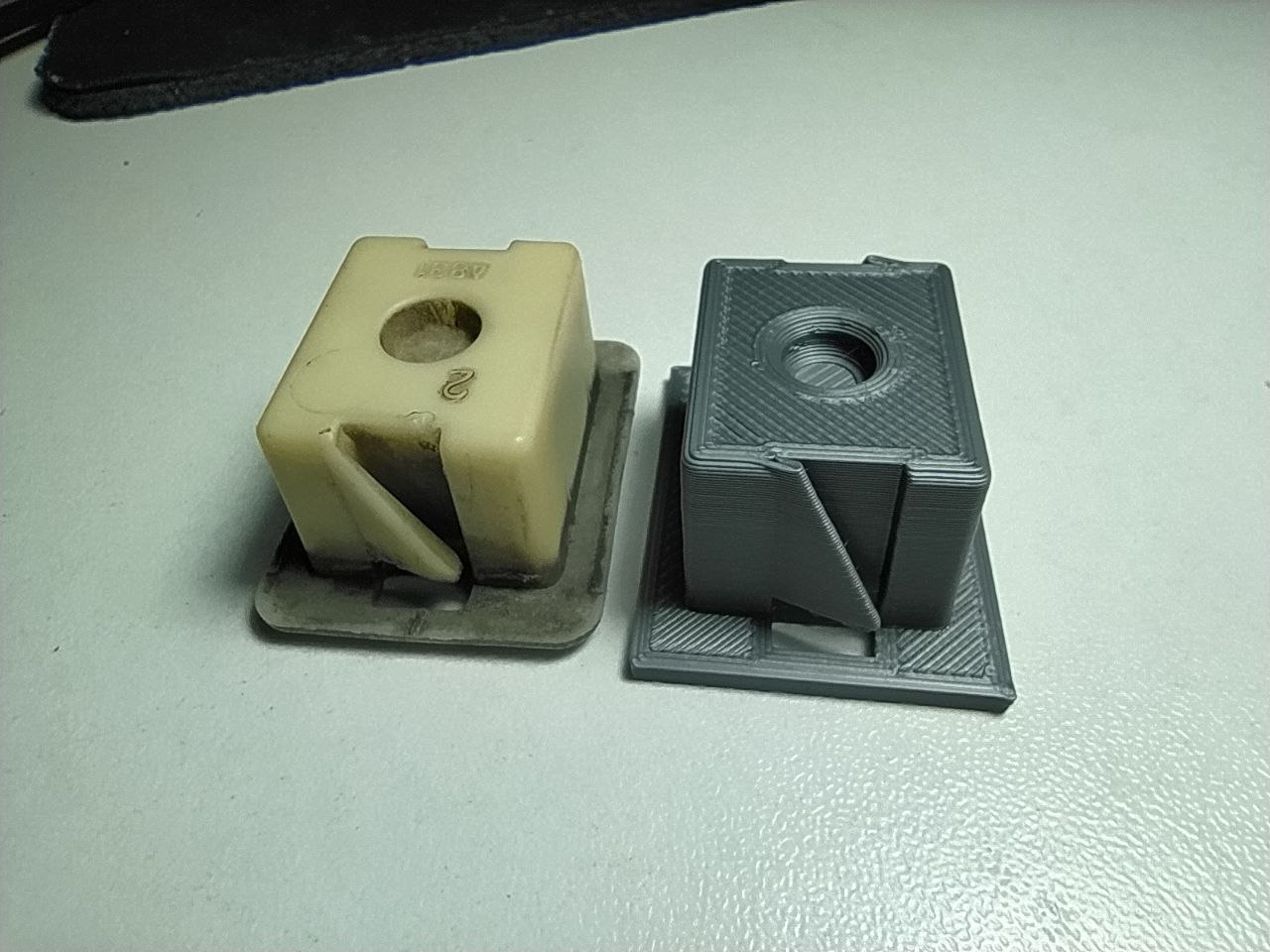 Iveco Daily Piston Fara Farst (Düzenlendi) (Plastik Aparattır!!!)