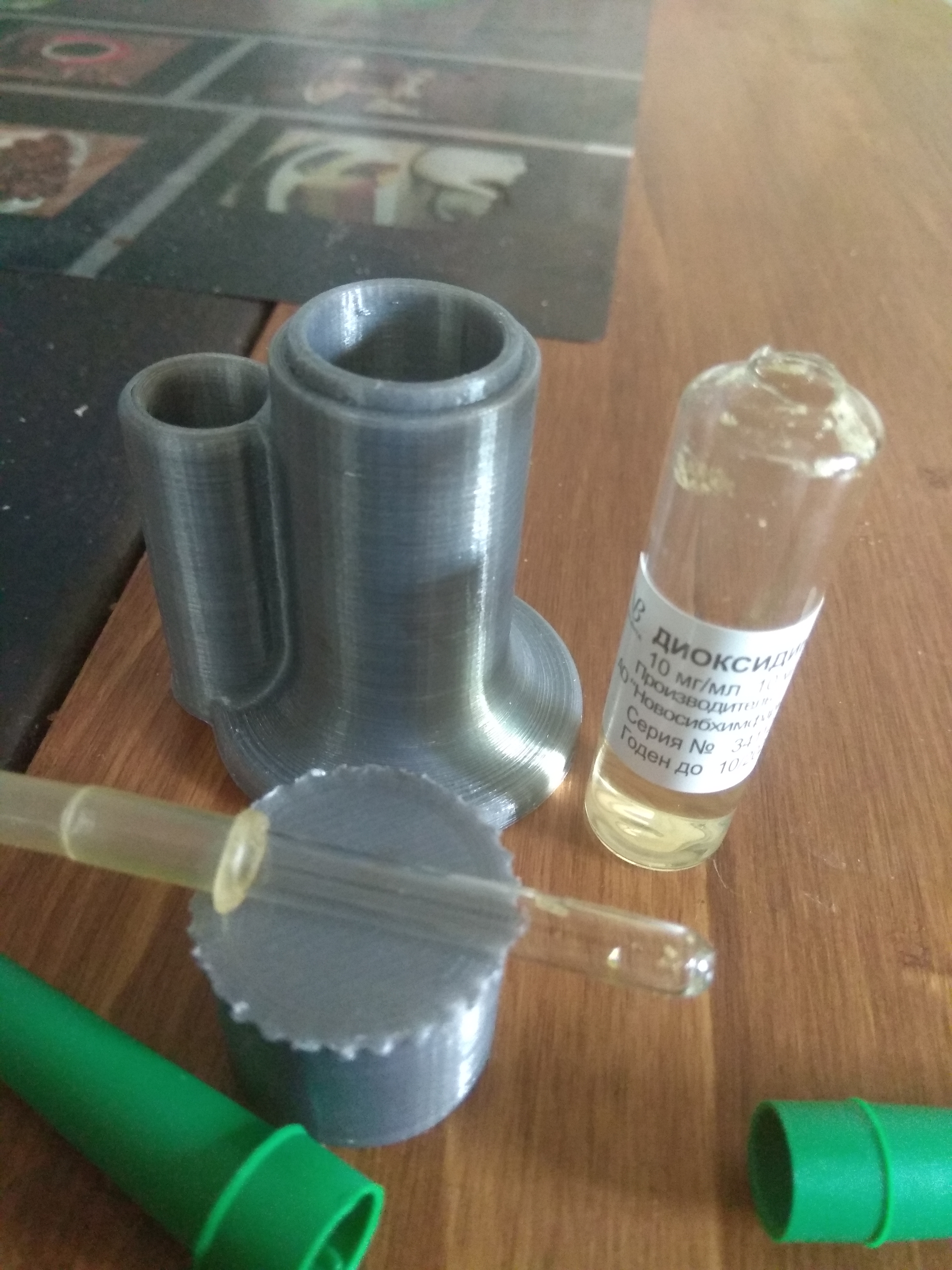 Apoksidin ampulü standı (Plastik Aparattır!!!)