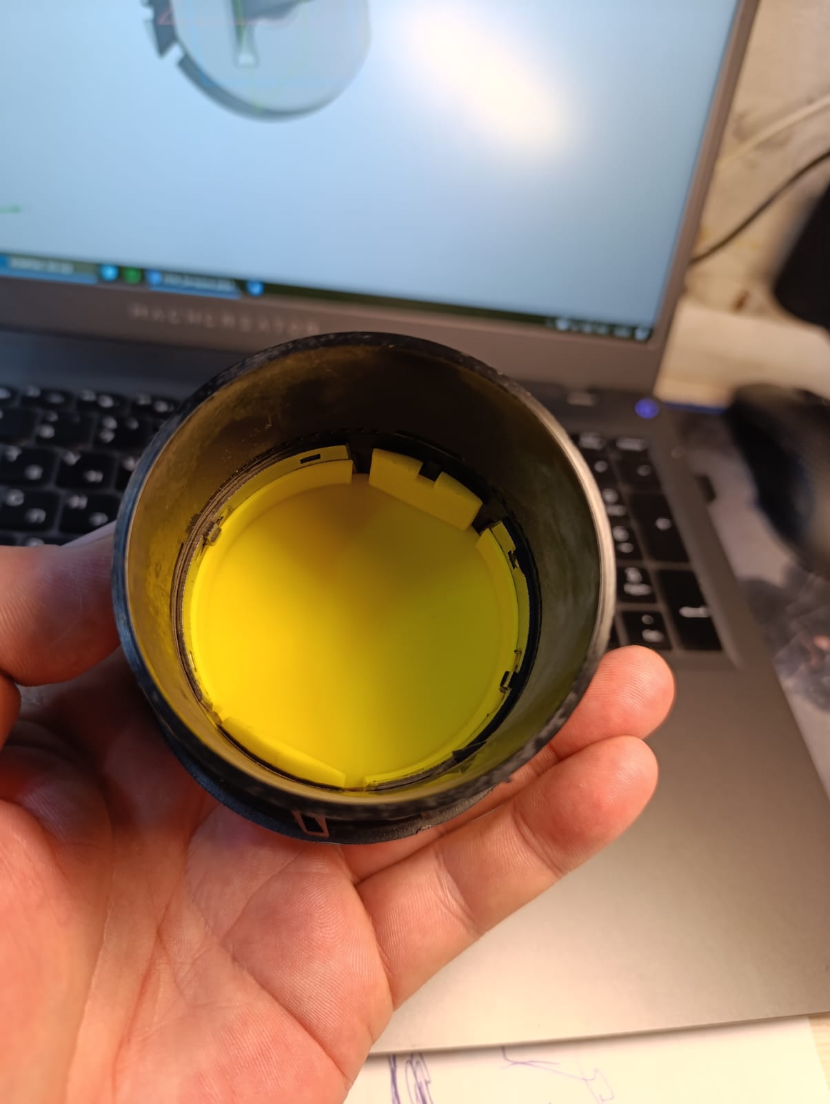 Deflektör tapası Largus, Logan, Sandero (Plastik Aparattır!!!)