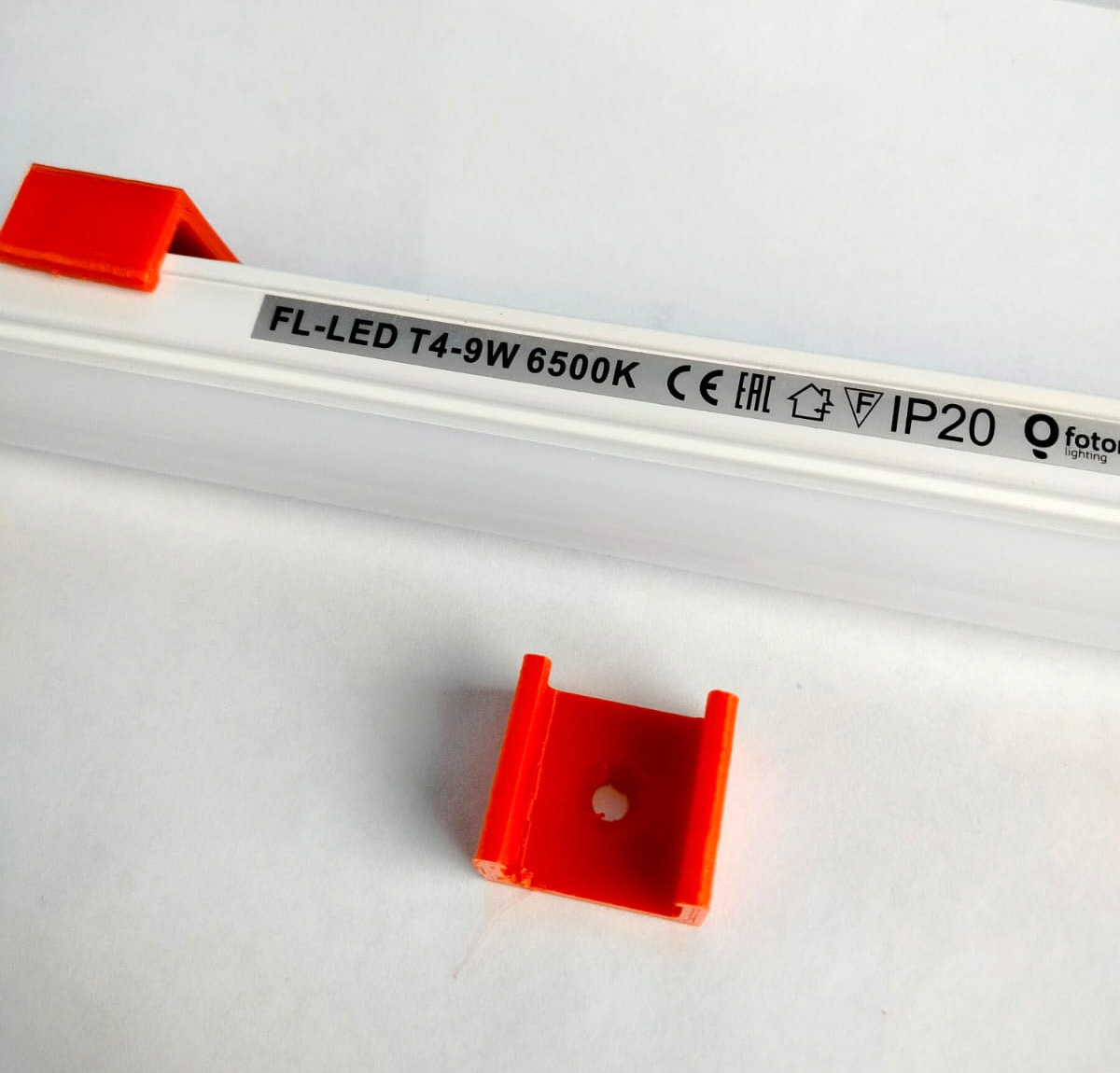 LED lambanın sabitlenmesi (Plastik Aparattır!!!)