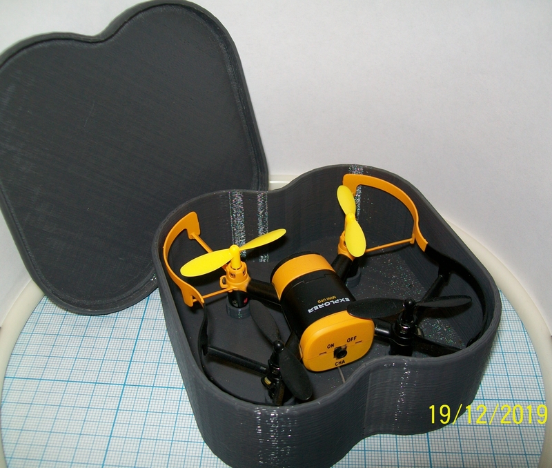 JXD 512W Elfin FPV quadcopter için kapaklı konteyner (Plastik Aparattır!!!)