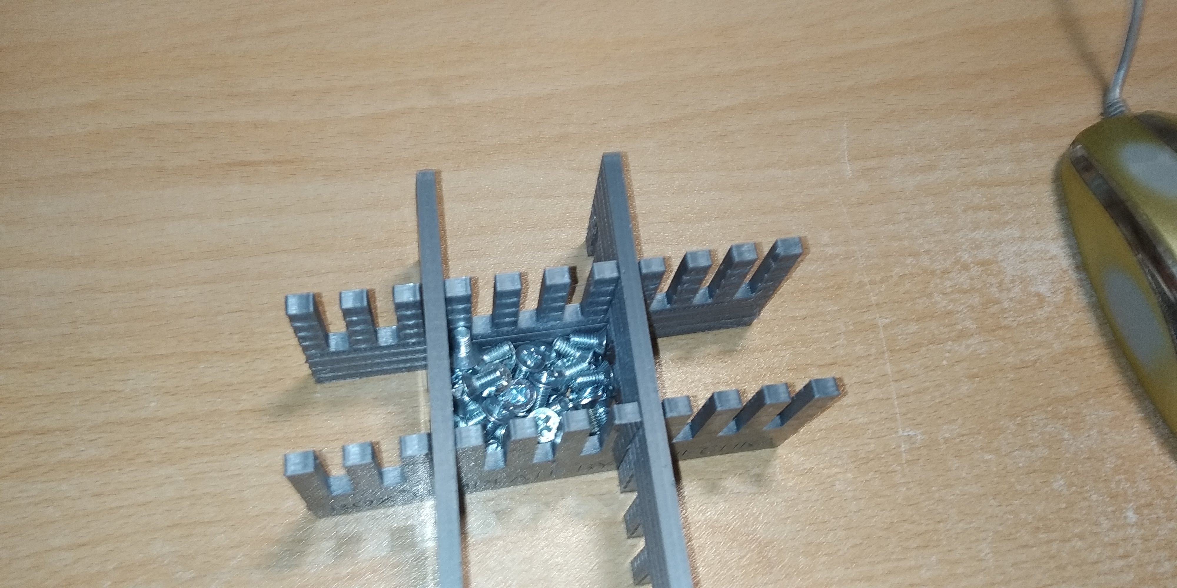 kutuları ve düzenleyici bölmeleri modellemek için şablonlar (Plastik Aparattır!!!)