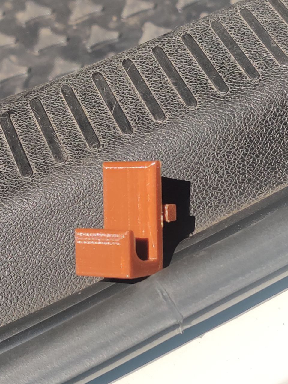 Renault Fluence Trunk Hook (Plastik Aparattır!!!)