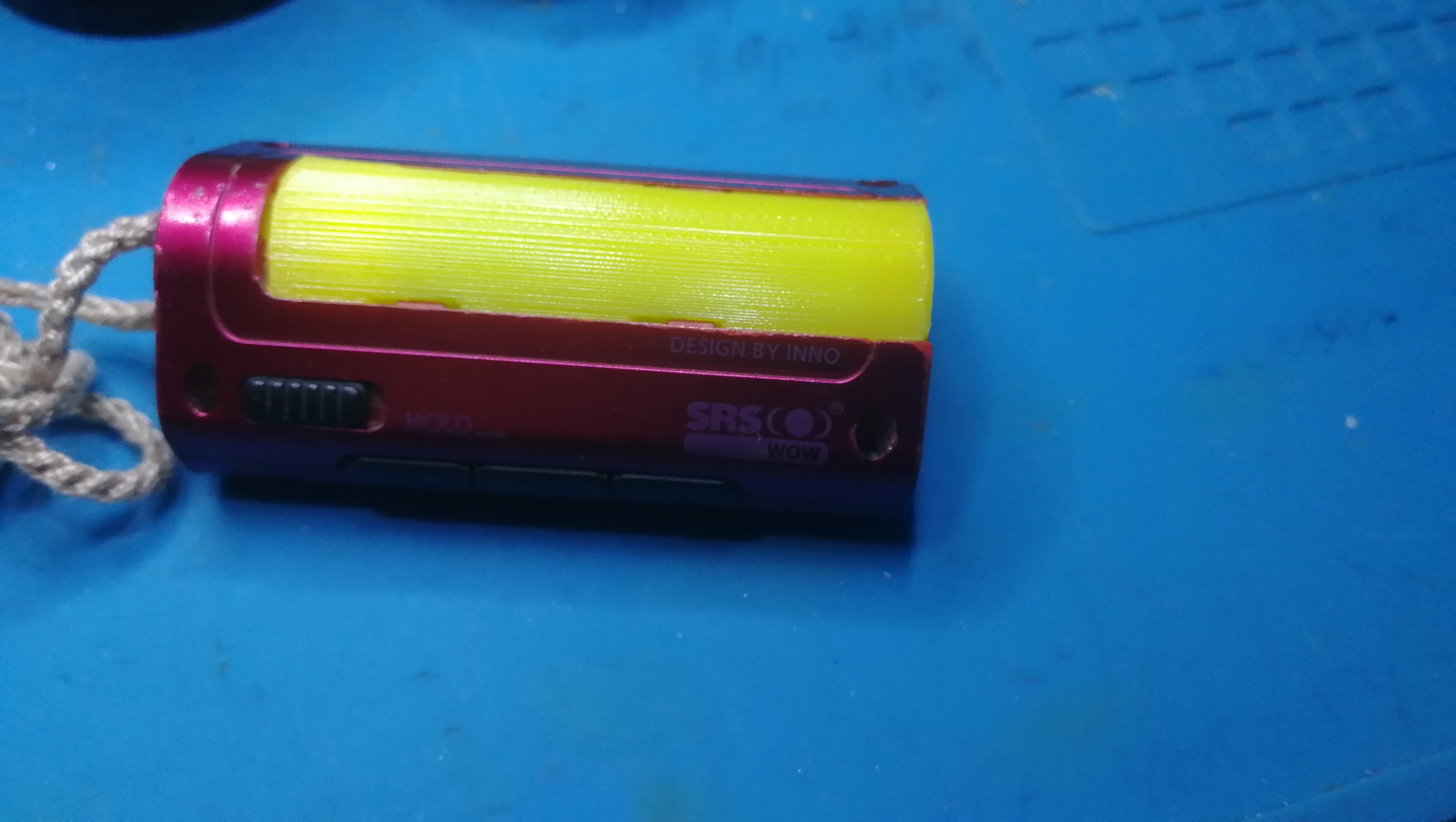 iriver T-30 oynatıcı pil kapağı (Plastik Aparattır!!!)