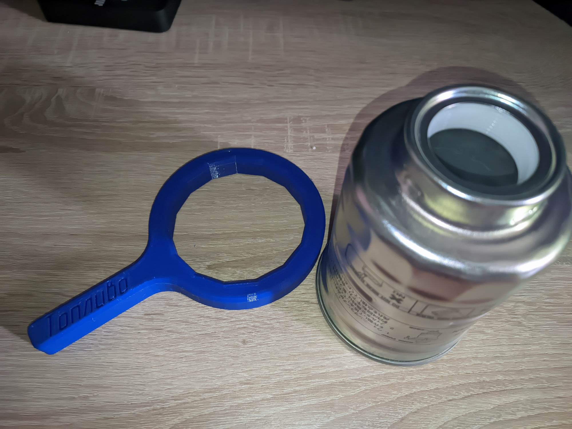 Yakıt filtresi hamuru 15 yüze 85 mm'dir. (Plastik Aparattır!!!)