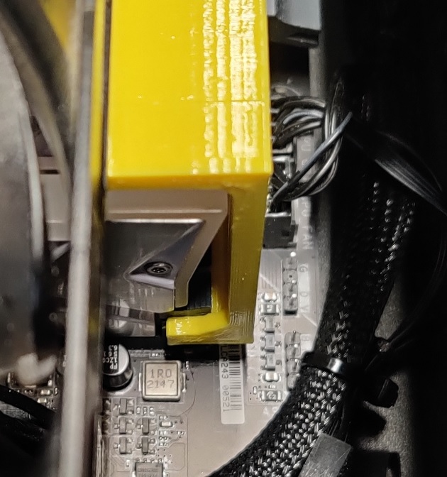 DDR4 RAM için 120 fan koşusu (Plastik Aparattır!!!)