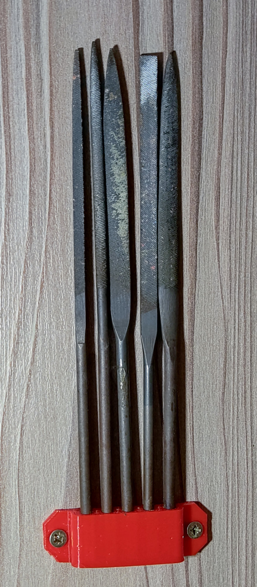 Dosyanın duvar sahibi. İki seçenek. (Plastik Aparattır!!!) Dosyanın duvar sahibi. İki seçenek. (Plastik Aparattır!!!)