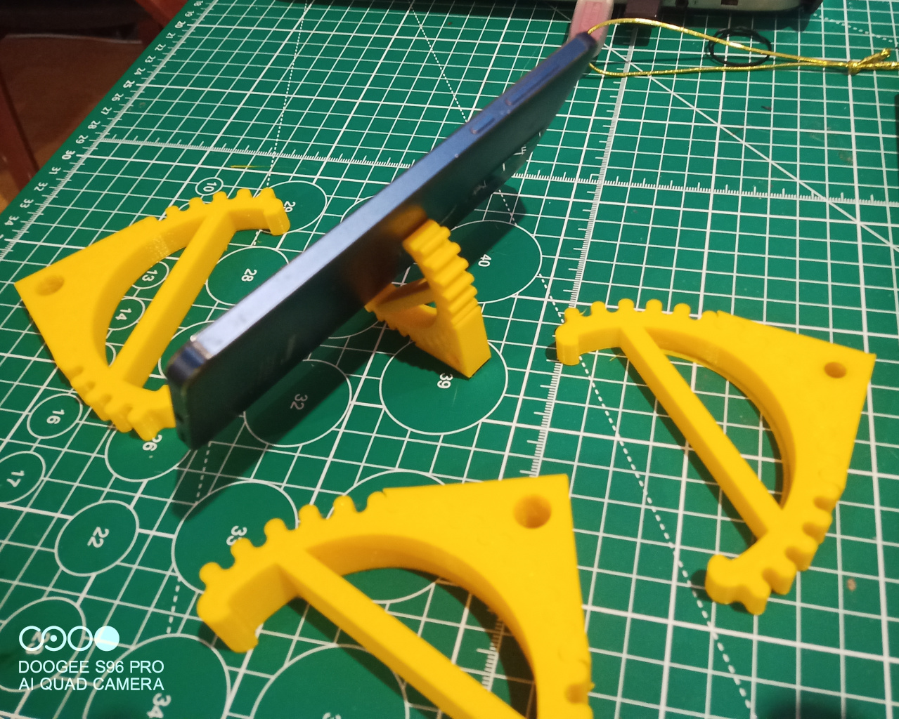 Telefon ekipmanının sahibi (Plastik Aparattır!!!)