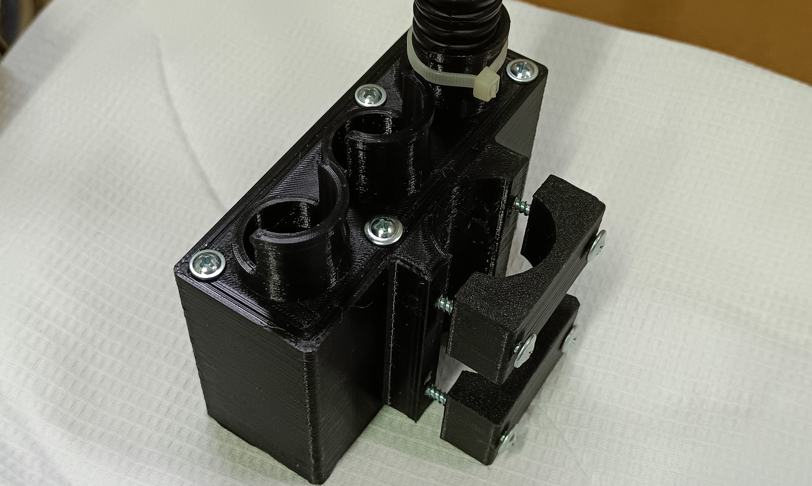 32mm boru için dağıtım kutusu/kutusu. (Plastik Aparattır!!!)