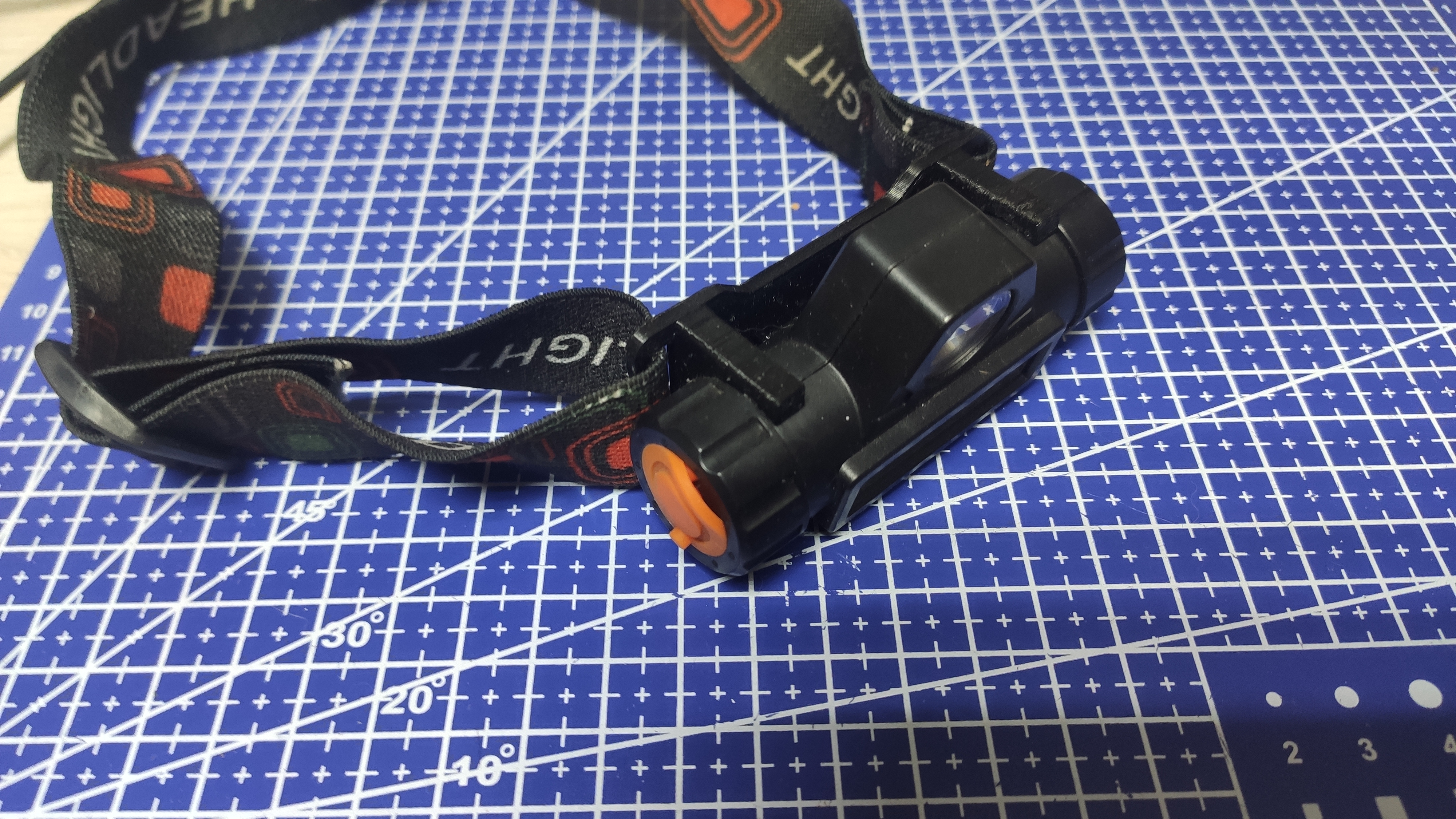 Kırık Fener Braketi (Plastik Aparattır!!!)