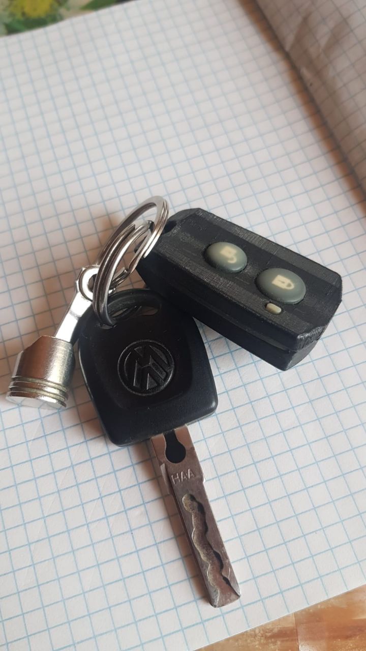 Merkezi kilitten bir anahtarlık, Volkswagen 2 düğmeleri. (Plastik Aparattır!!!)