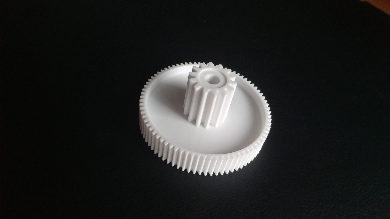 Kıyma dişlisi Diva emsh 35/300 (Plastik Aparattır!!!)