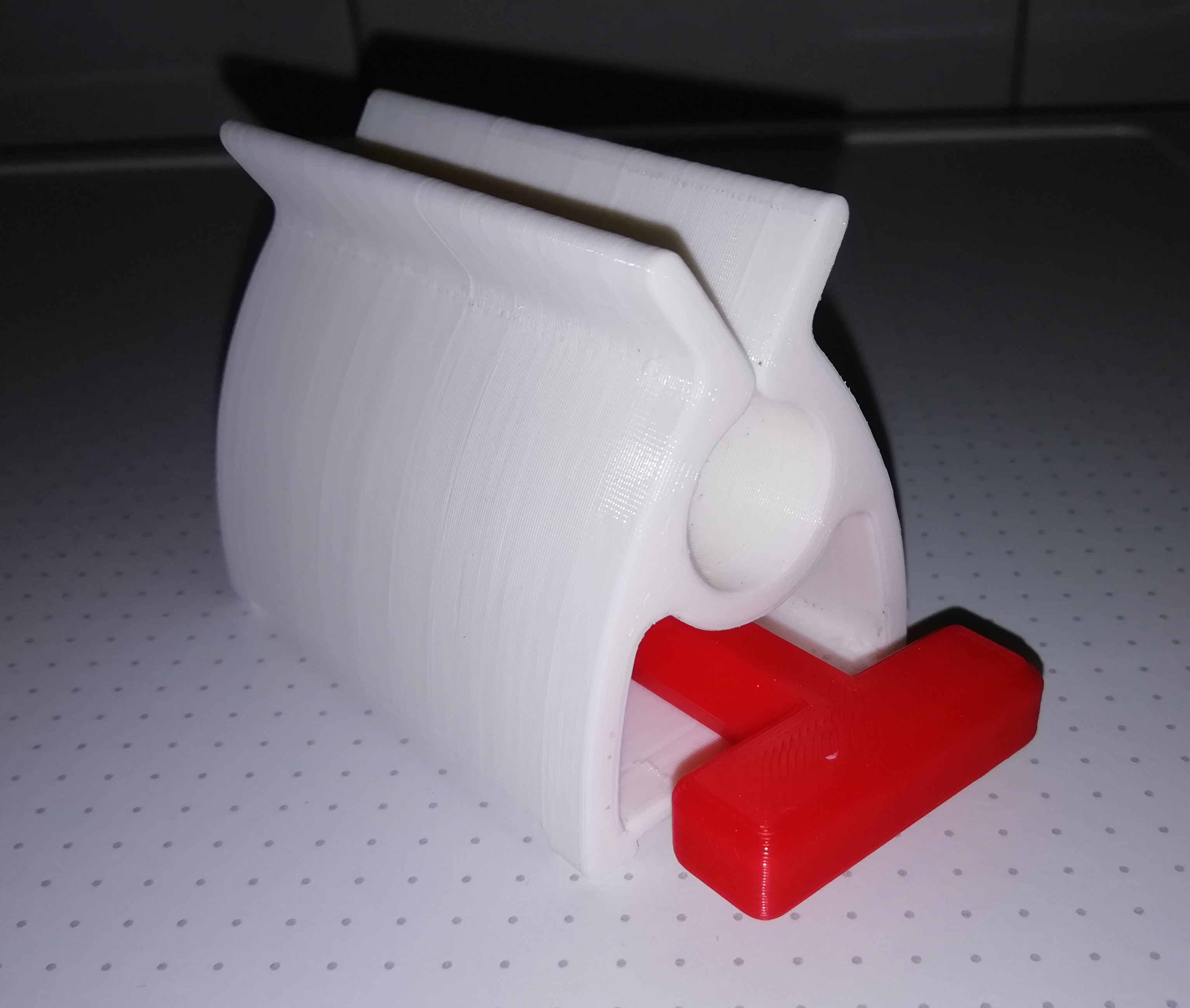 Diş macunu standı v2.0 + (Plastik Aparattır!!!)