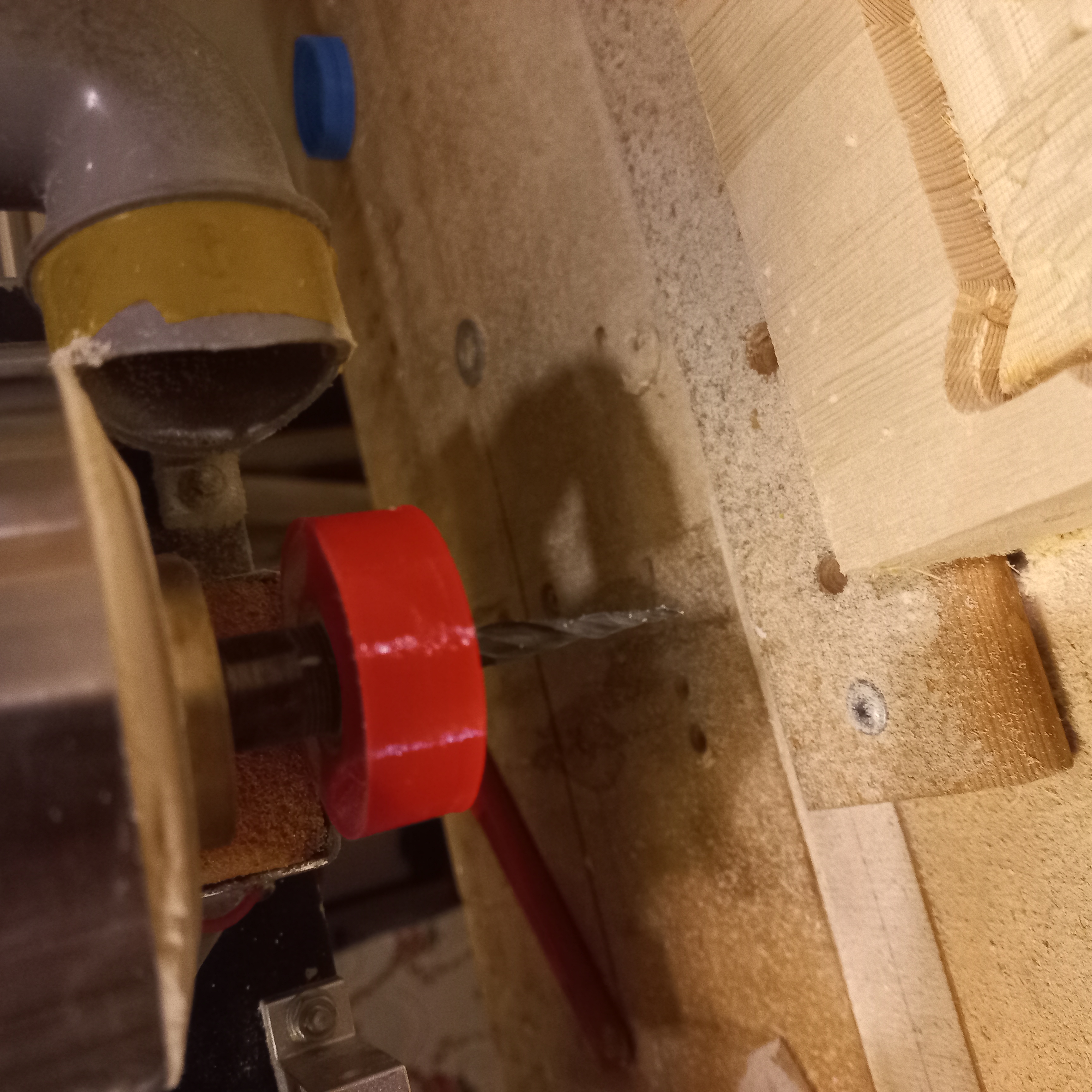 İşaret (Plastik Aparattır!!!)