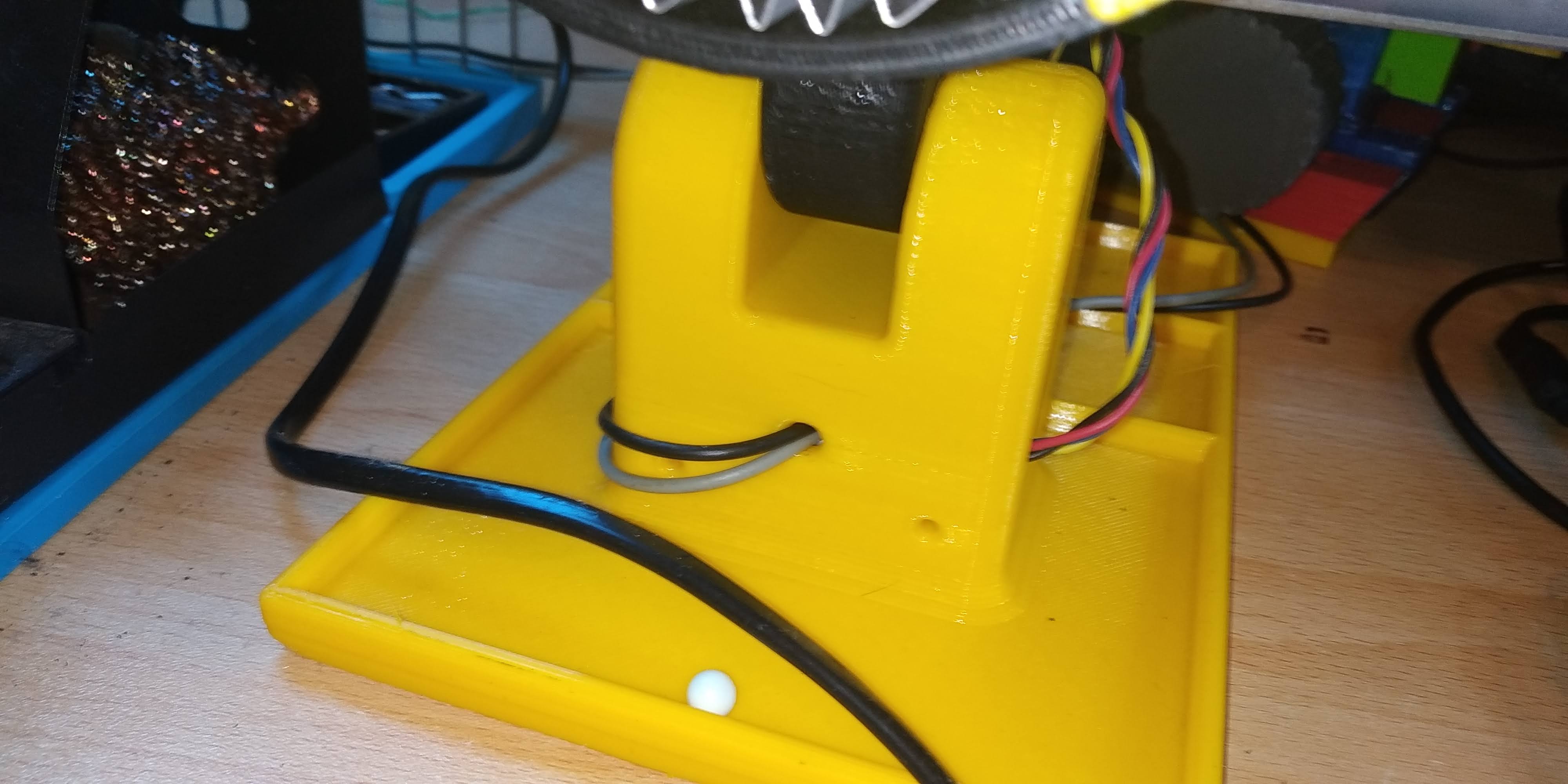 lehimleme için masa başlığı (Plastik Aparattır!!!)