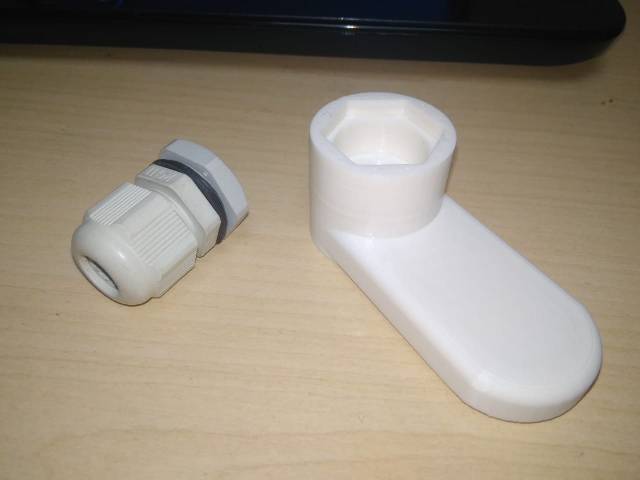 Anahtar 24 mm (Plastik Aparattır!!!)