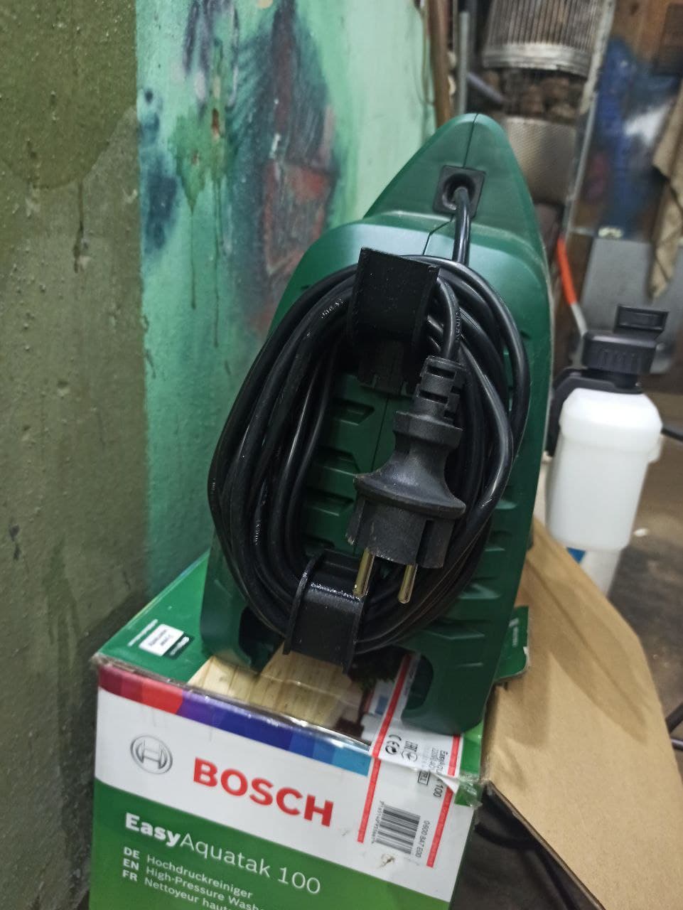 Yüksek basınçlı Bosch EasyAquatak 100 yıkamak için "kancalar" (Plastik Aparattır!!!)