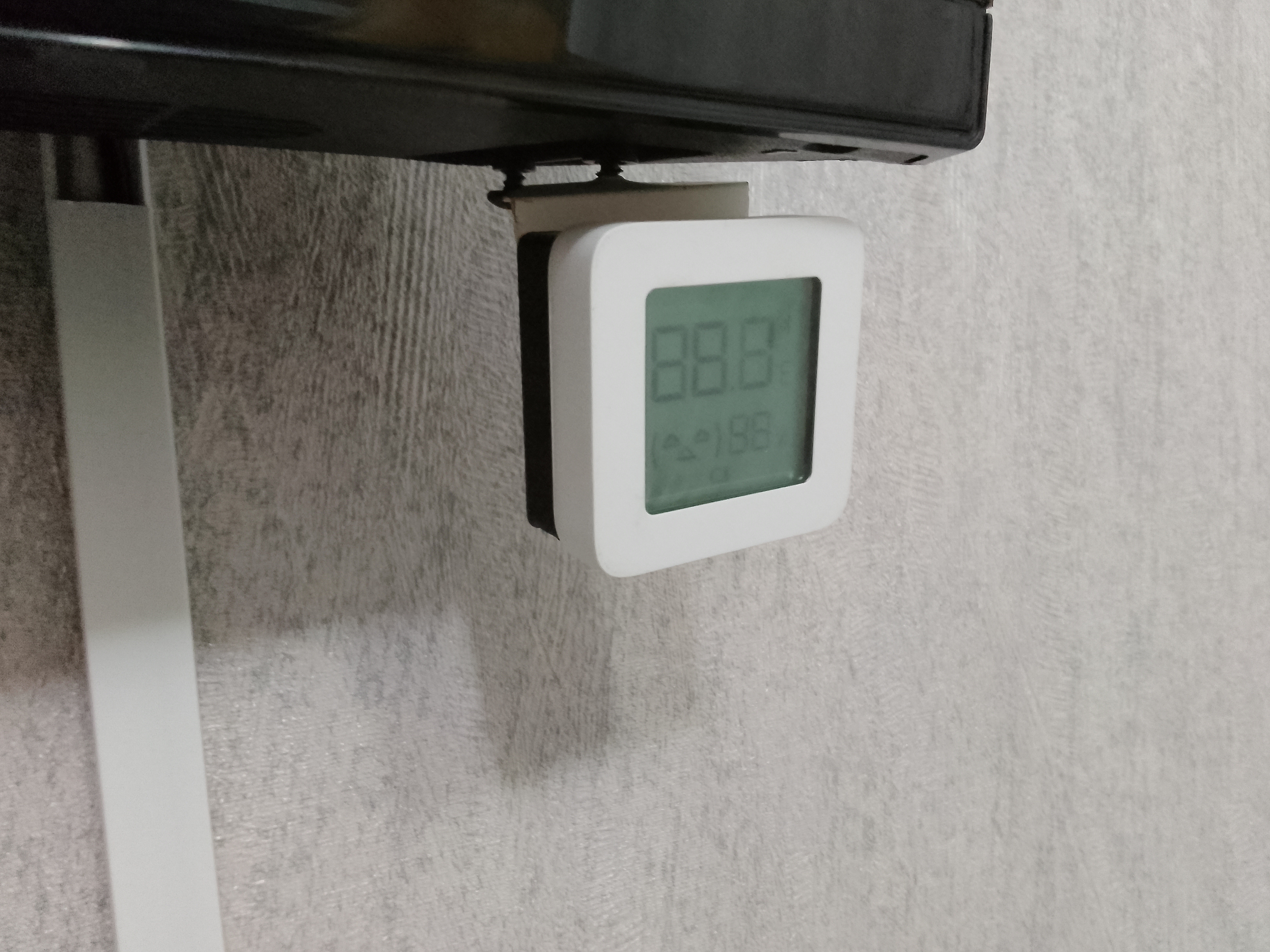 Nem ve sıcaklık ölçer için pil bölmesi (Plastik Aparattır!!!)