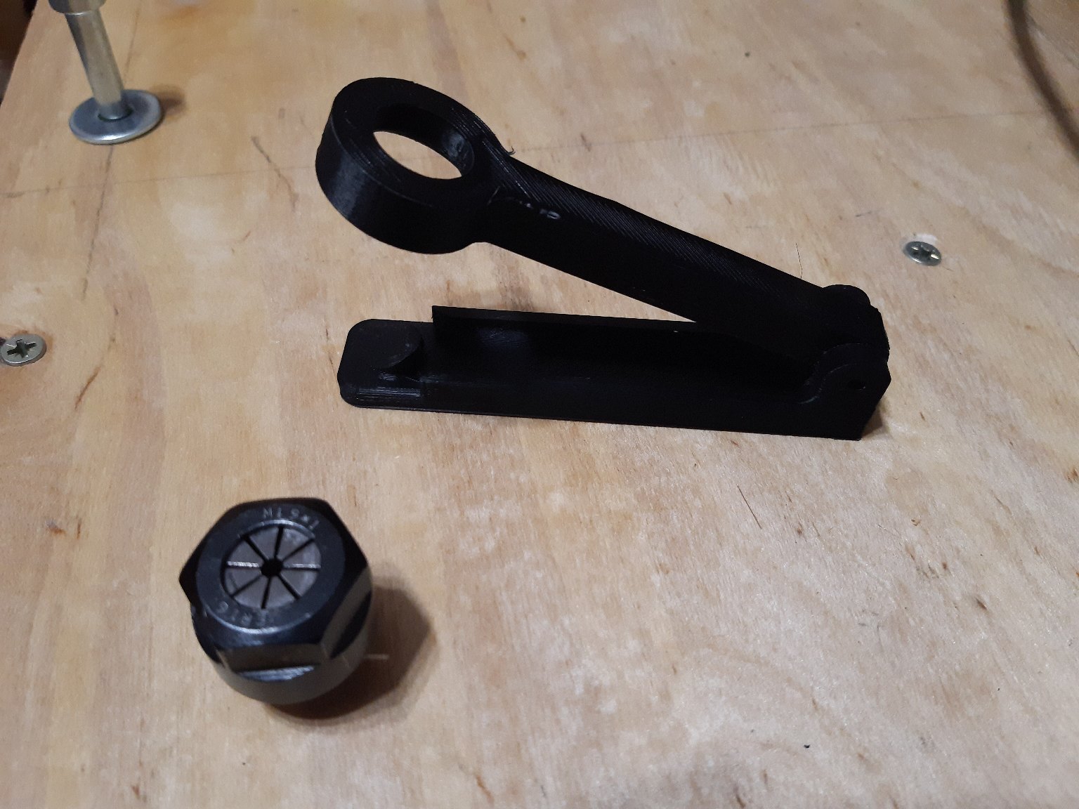 Askeri savaş ER16. (Plastik Aparattır!!!)