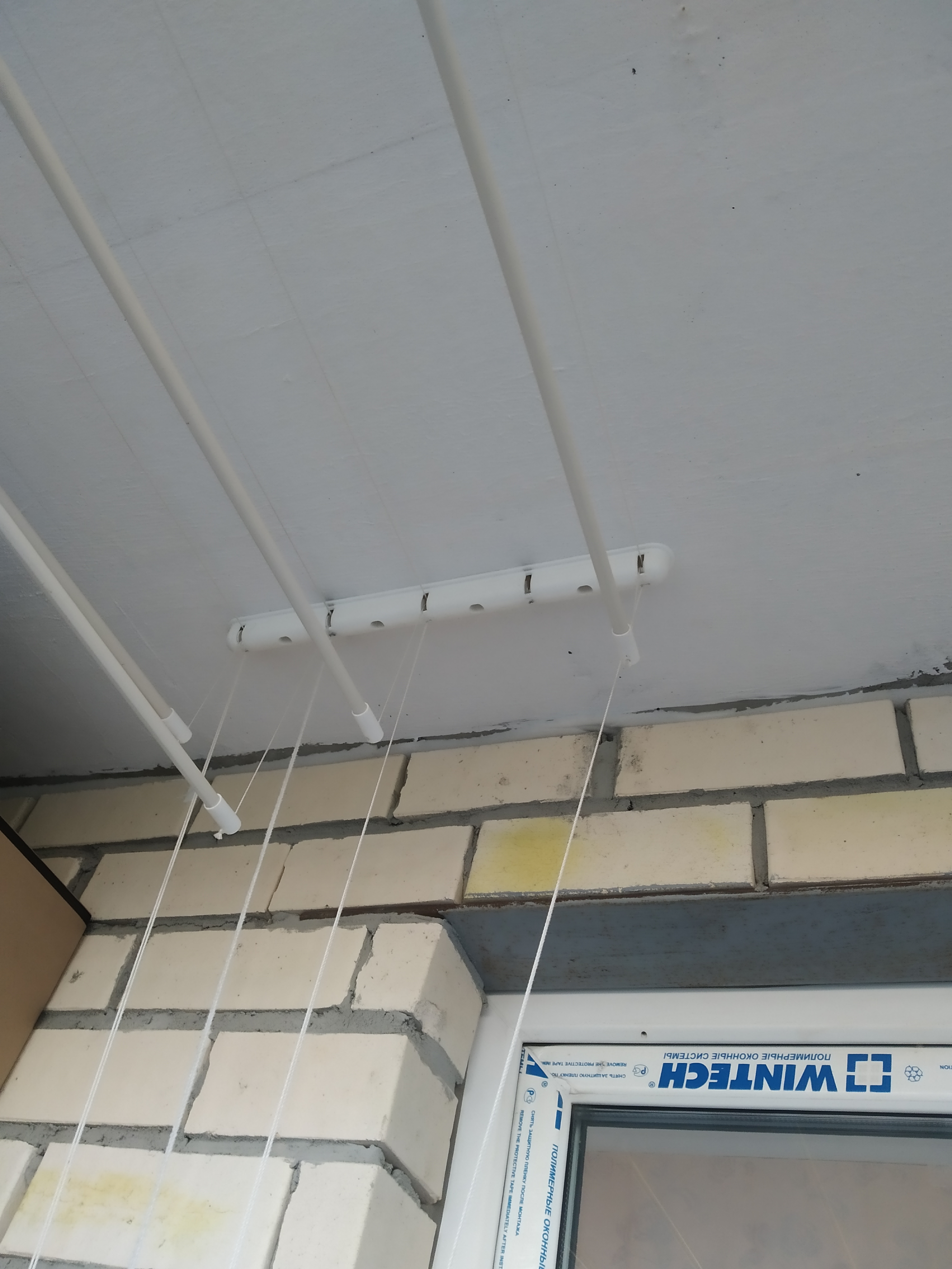 çamaşır kurutma makinesi çatalı ve tekerleği (Plastik Aparattır!!!)