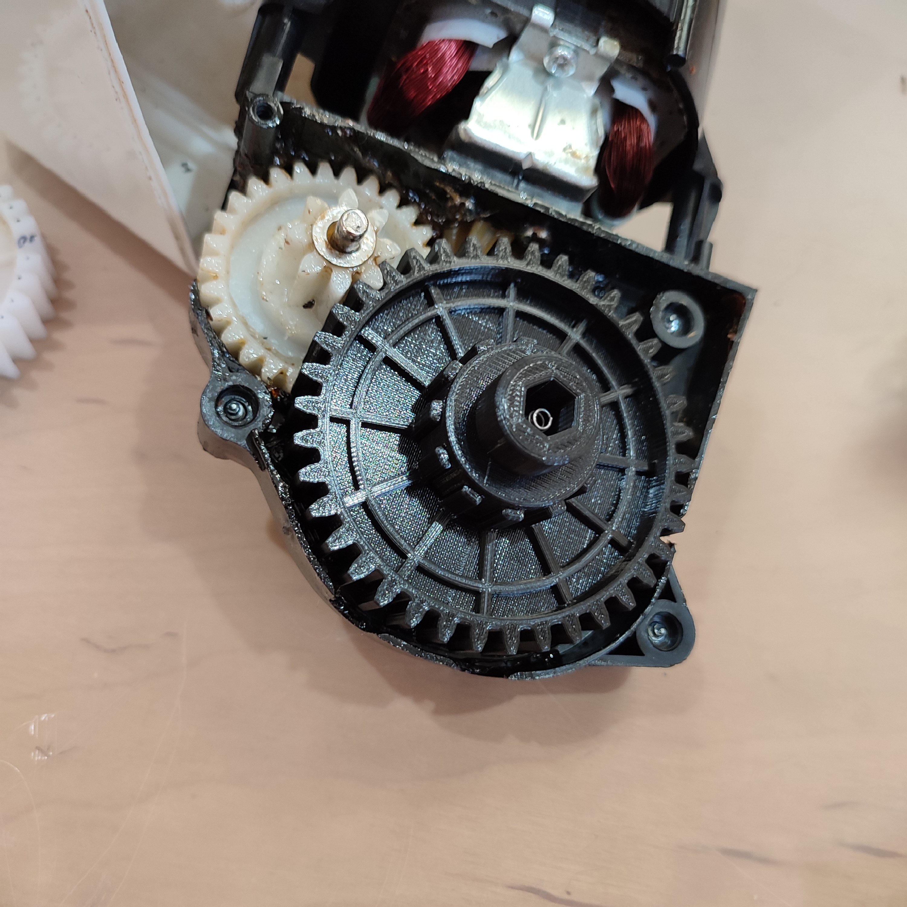 Dişli Öğütücü Scarlett SC-MG45S62 (Plastik Aparattır!!!)