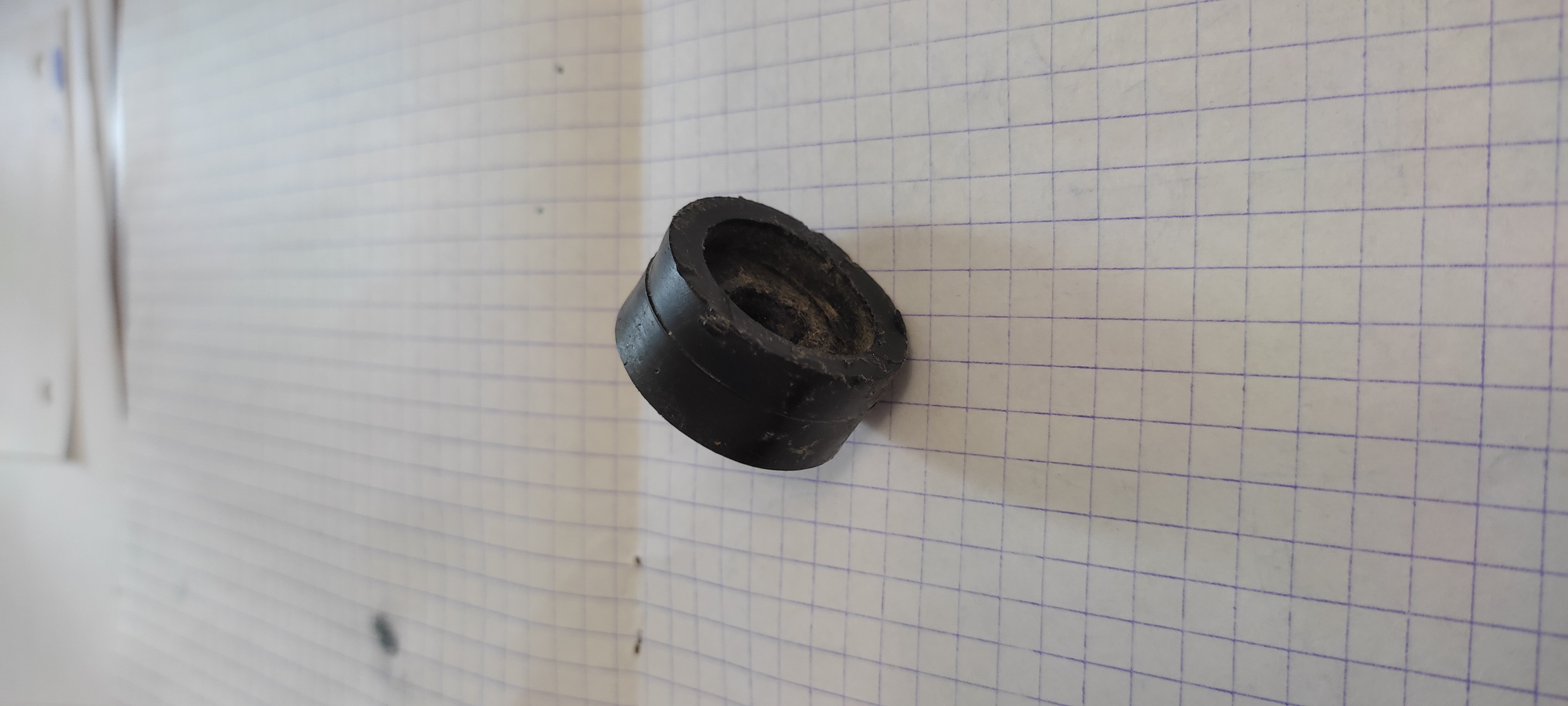 Kanepenin tekerleği f22xf8.5x16.5mm (Plastik Aparattır!!!)