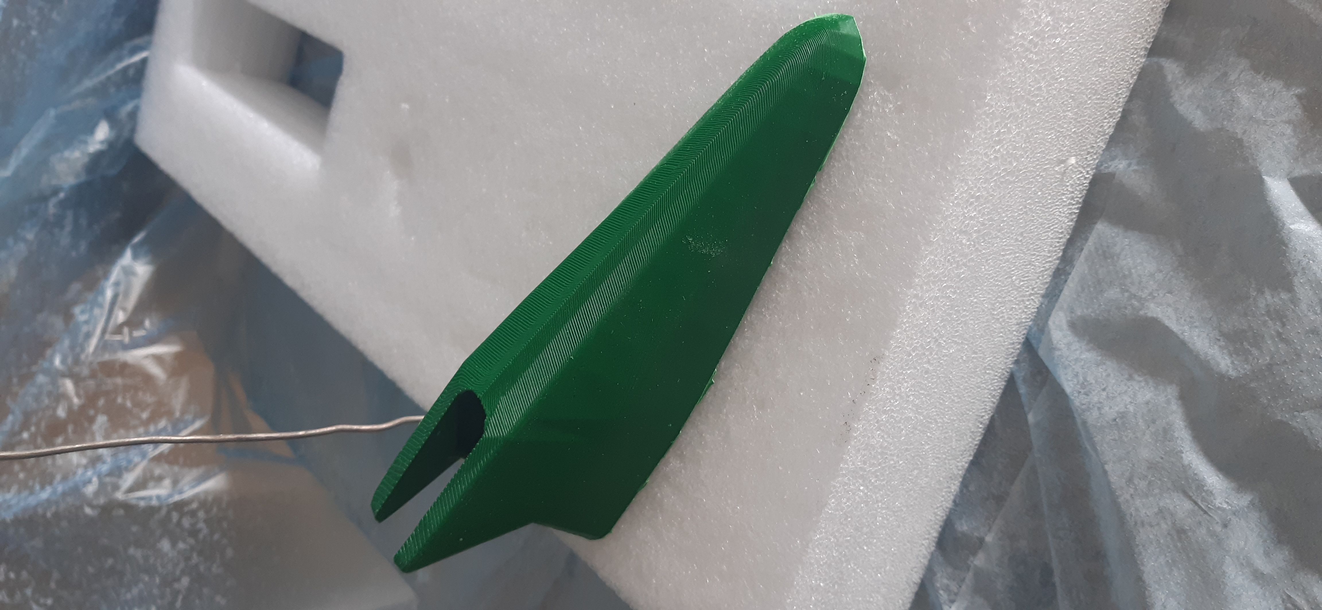 Antende dekoratif astar Toyota 86300-12890 (Plastik Aparattır!!!)