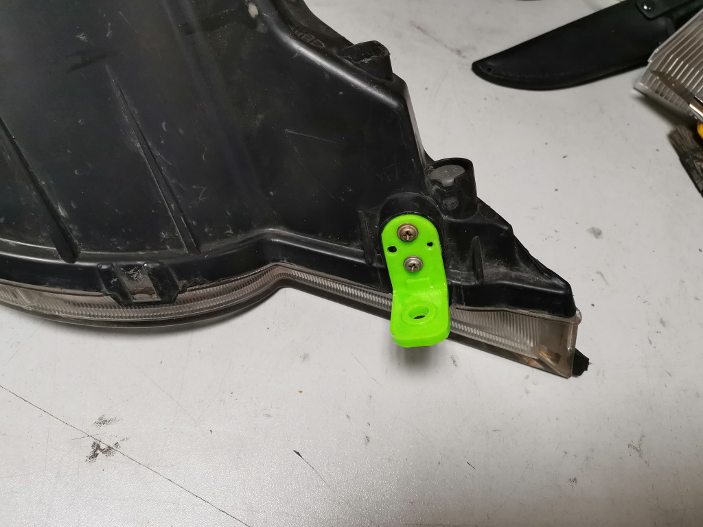 Far braketi Ssangyong Actyon/Actyon Sports (Plastik Aparattır!!!)