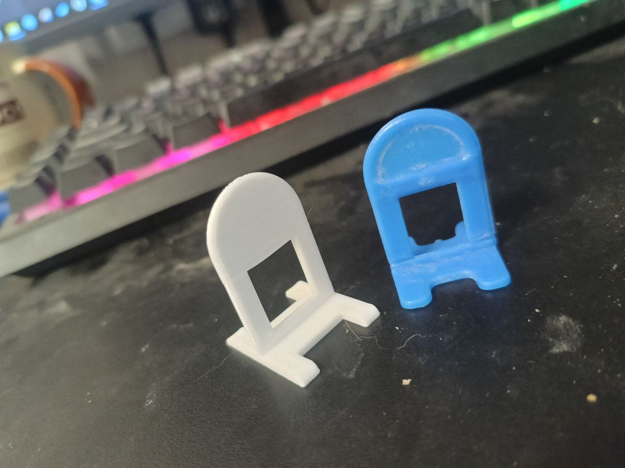 2mm fayans için SVP, DEXP'nin yaptığı türden bir türdür (Plastik Aparattır!!!)