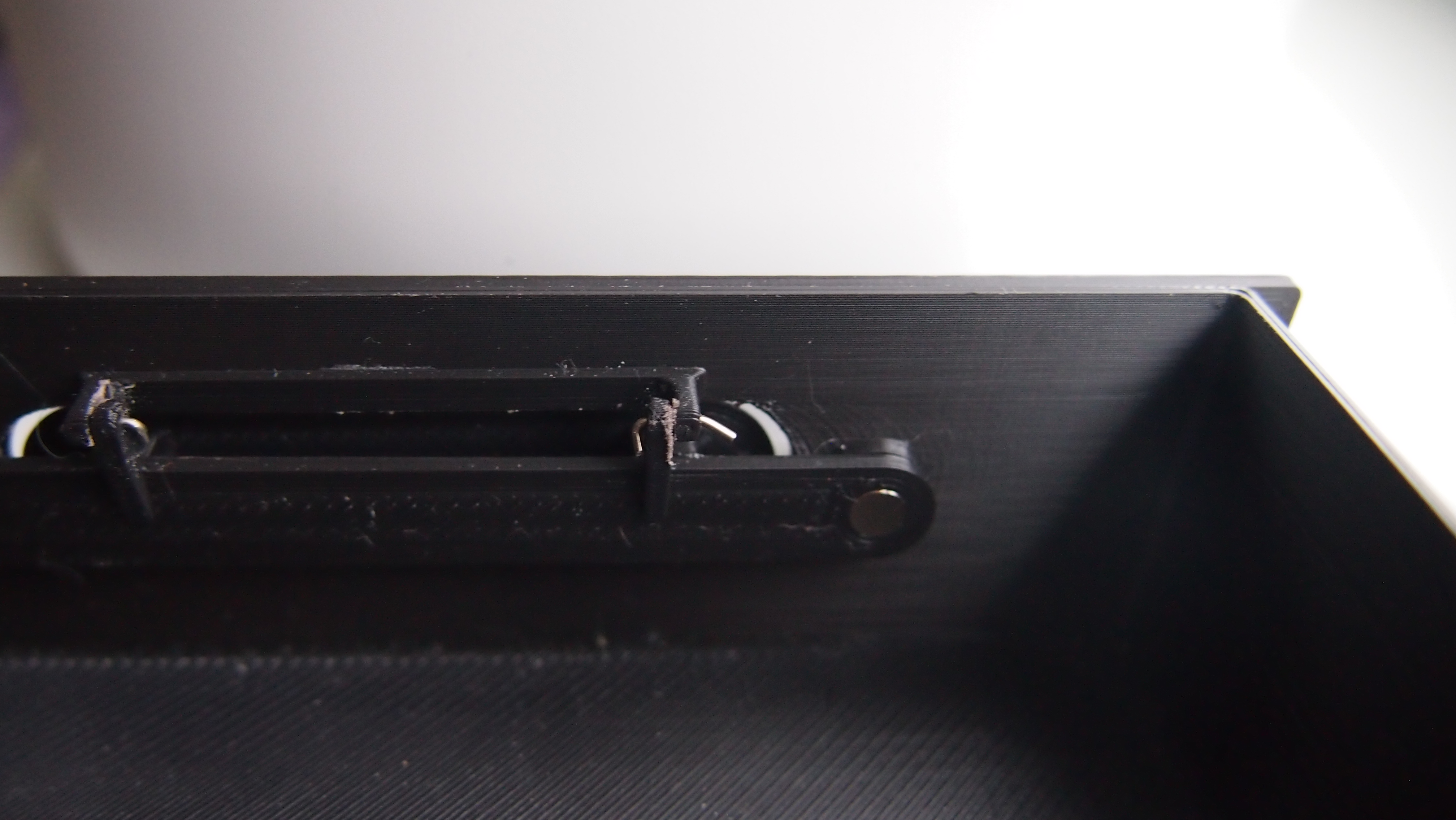 Bölüm 5.25'teki Çekmece (Plastik Aparattır!!!)