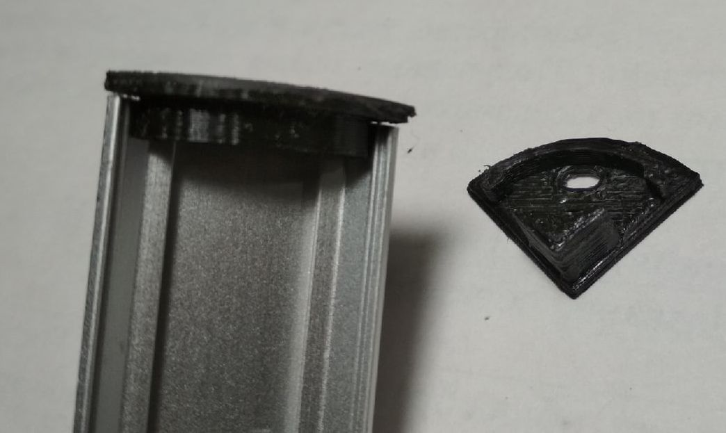 LED bant için profil fişi (Plastik Aparattır!!!)