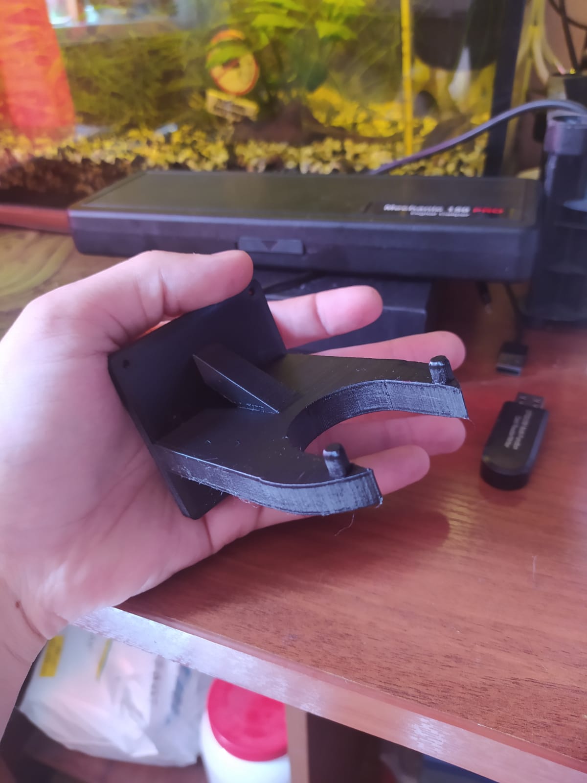 Karbondioksit yangın söndürücü ou-2 tutucu (Plastik Aparattır!!!)